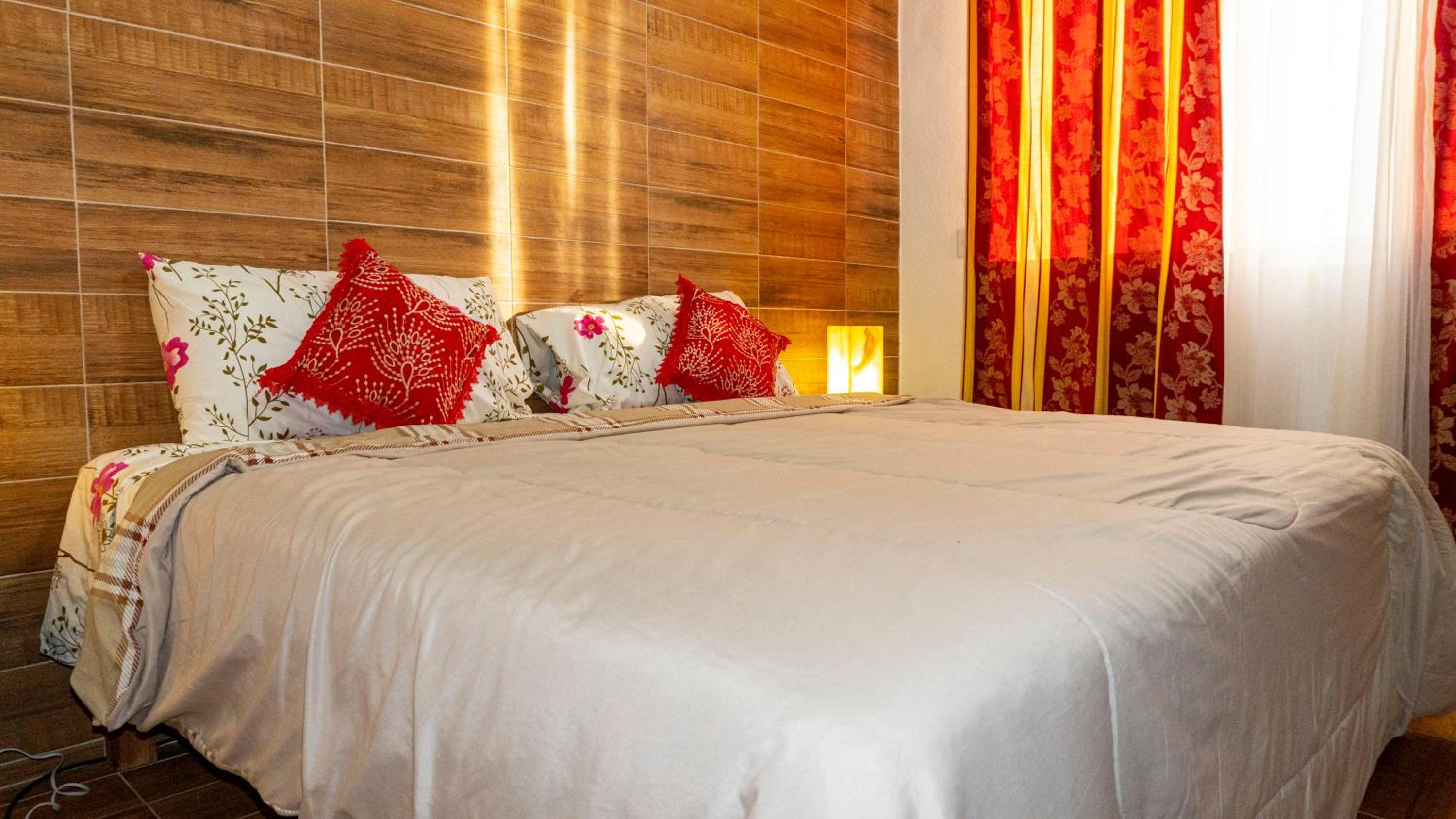 Deluxe Double Room with Sea View - Photo 5