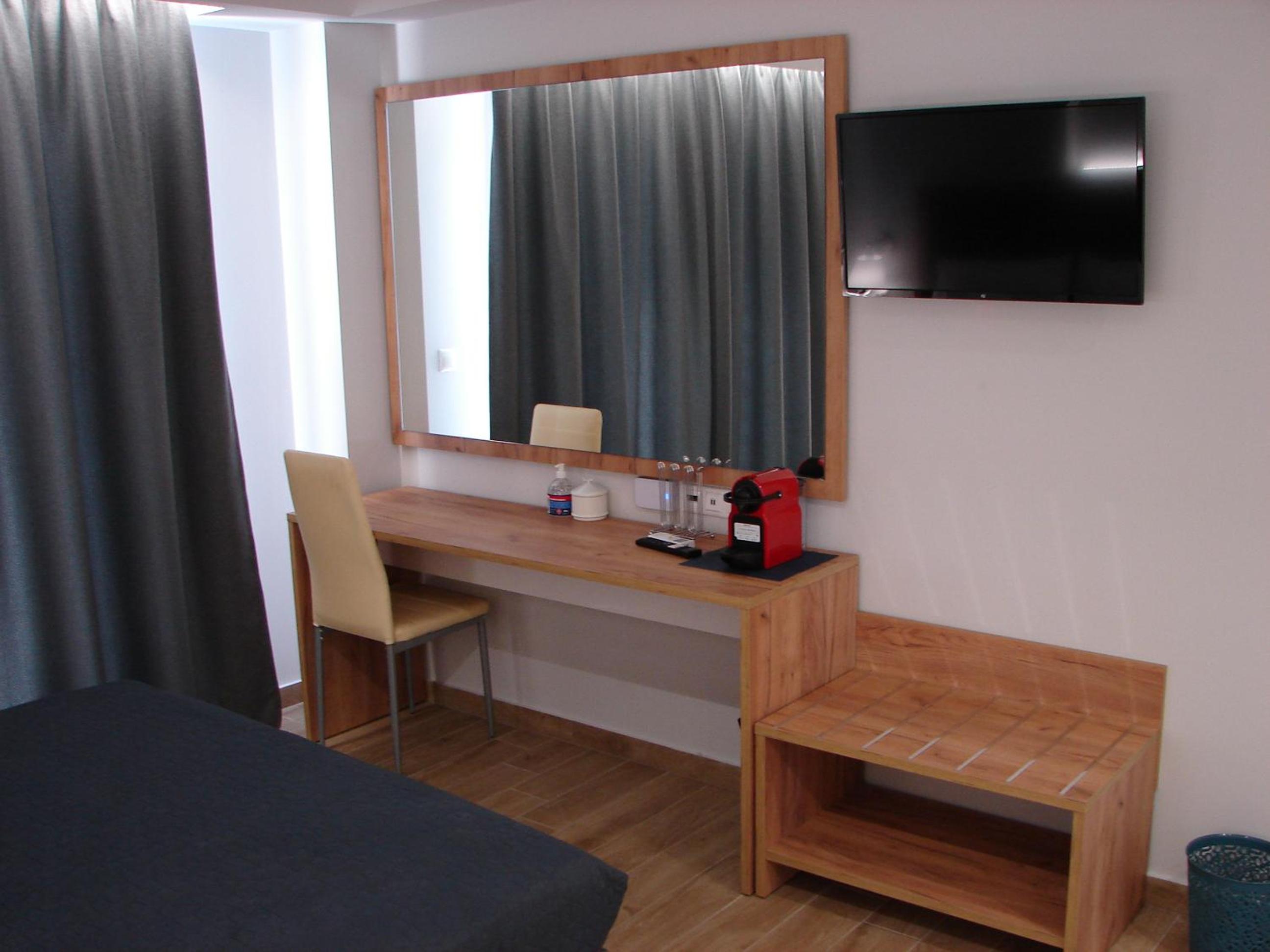Superior King Room photo 3