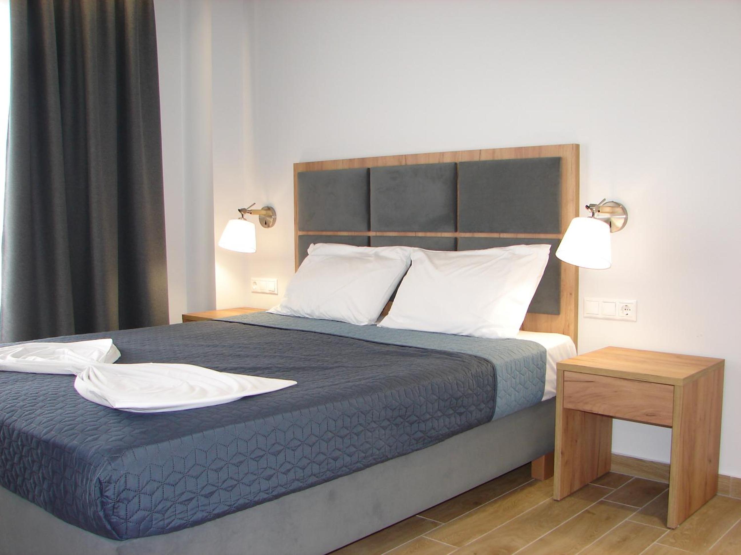 Superior King Room - Photo 1