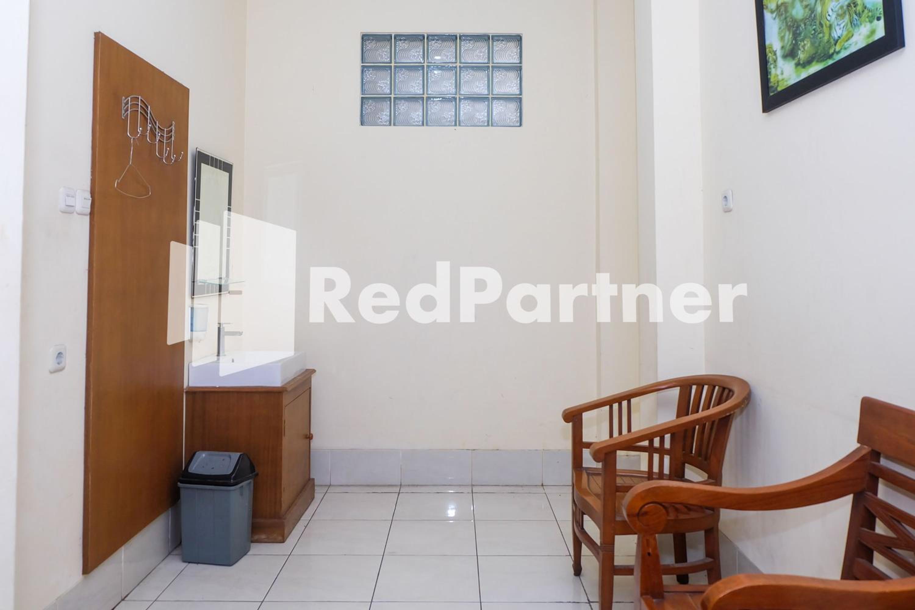 Deluxe Twin Room - Photo 7