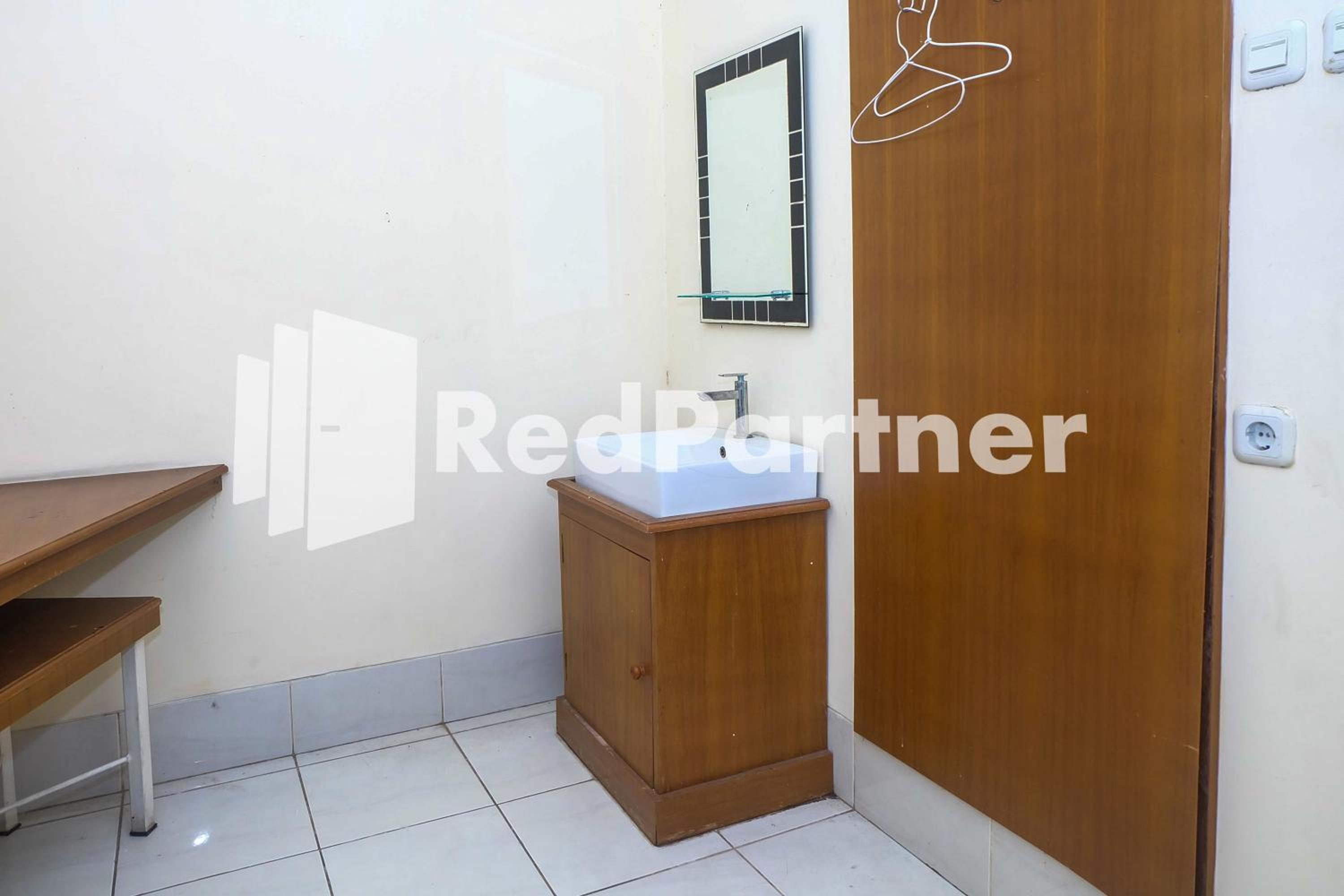 Deluxe Double Room - Photo 17