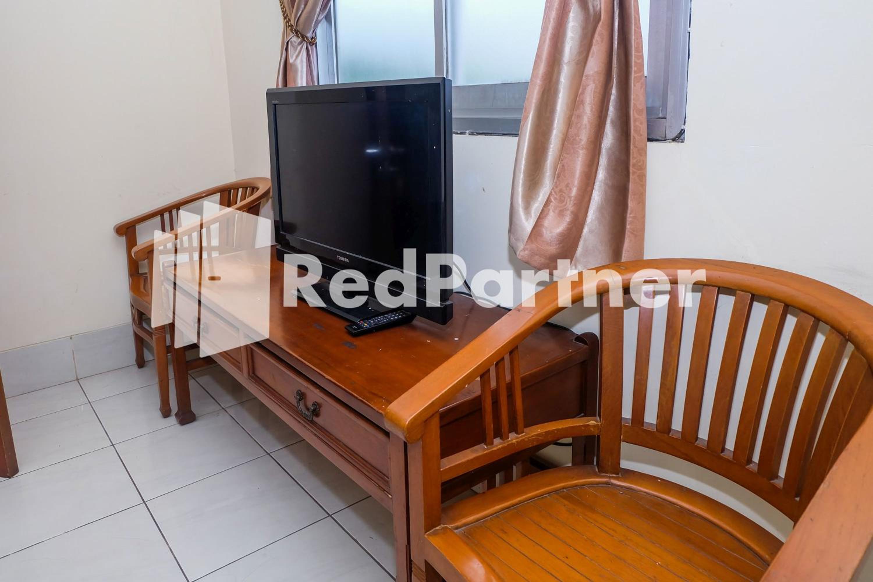 Deluxe Double Room - Photo 13