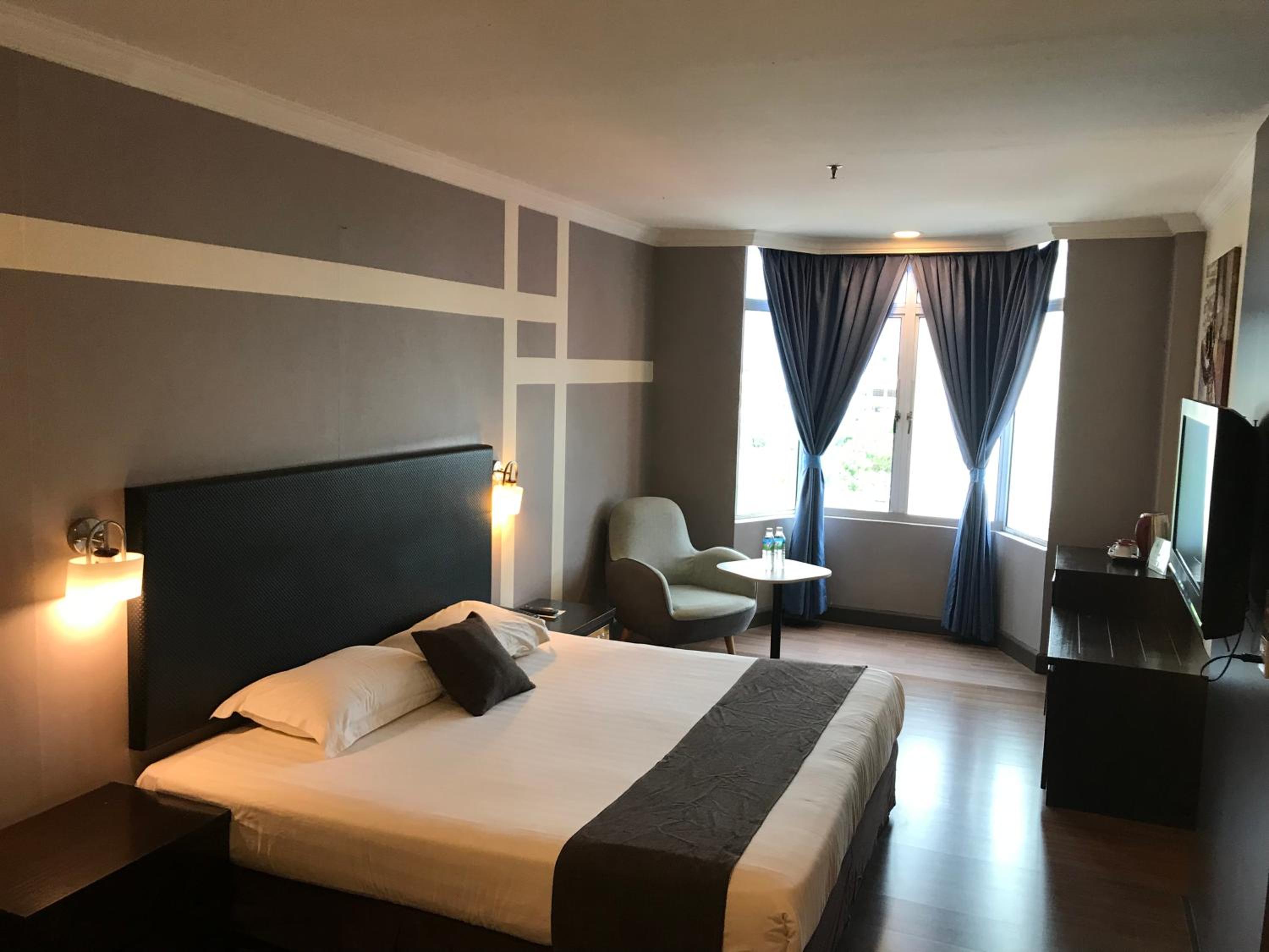 Superior King Room photo 2