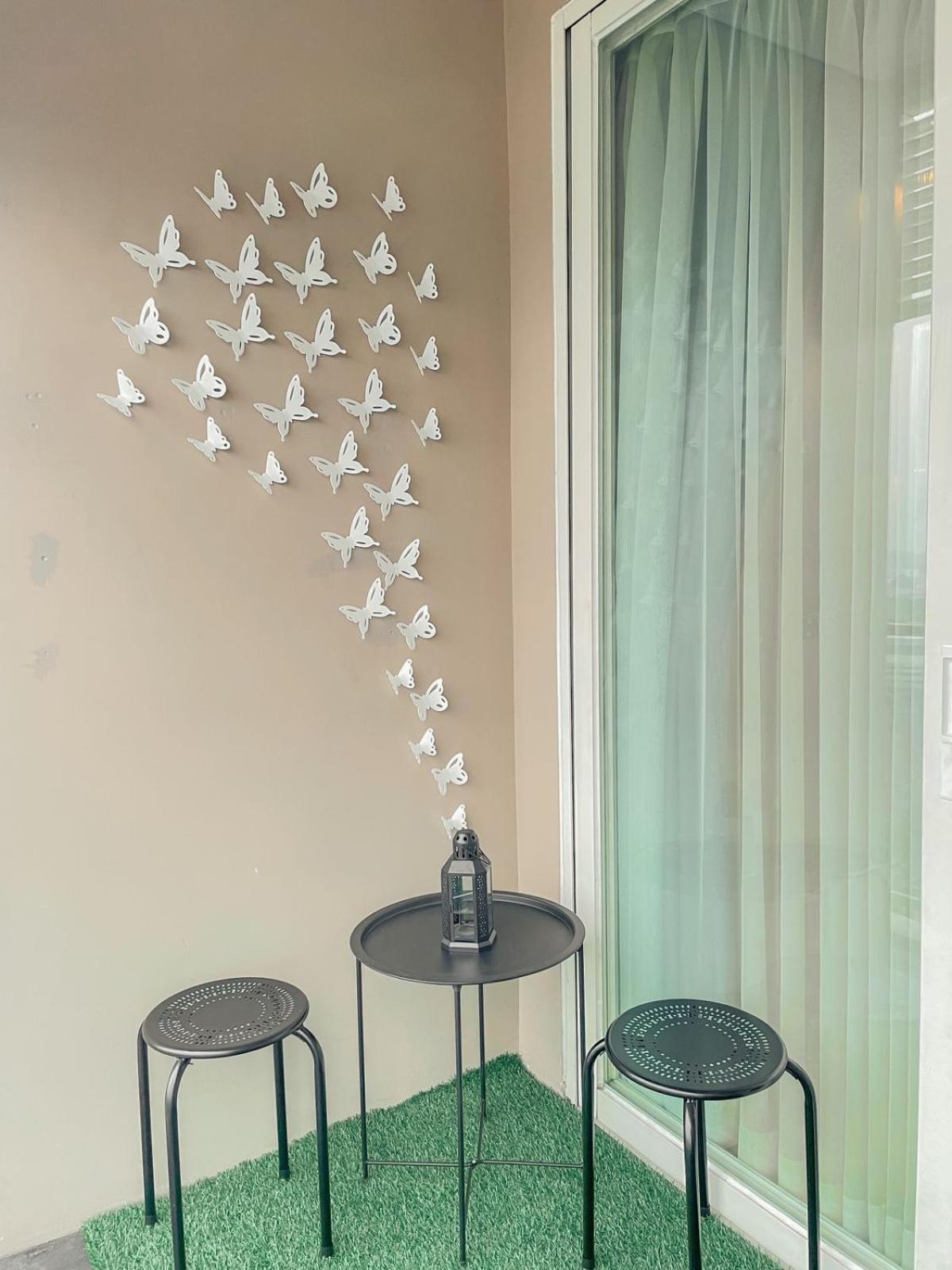One-Bedroom Apartment - Photo 4