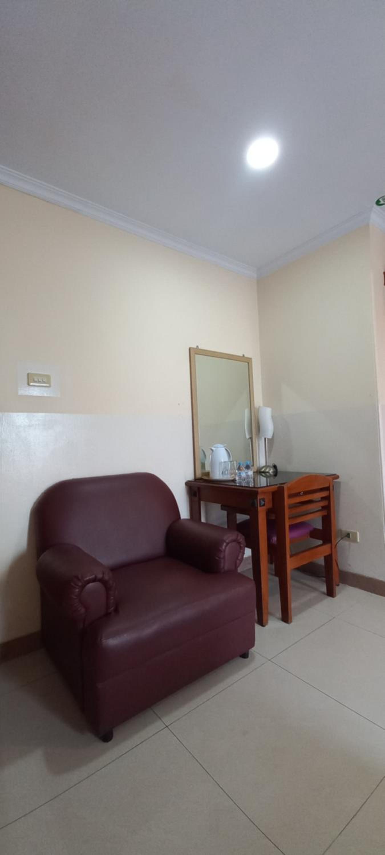 Deluxe Double Room - Photo 13