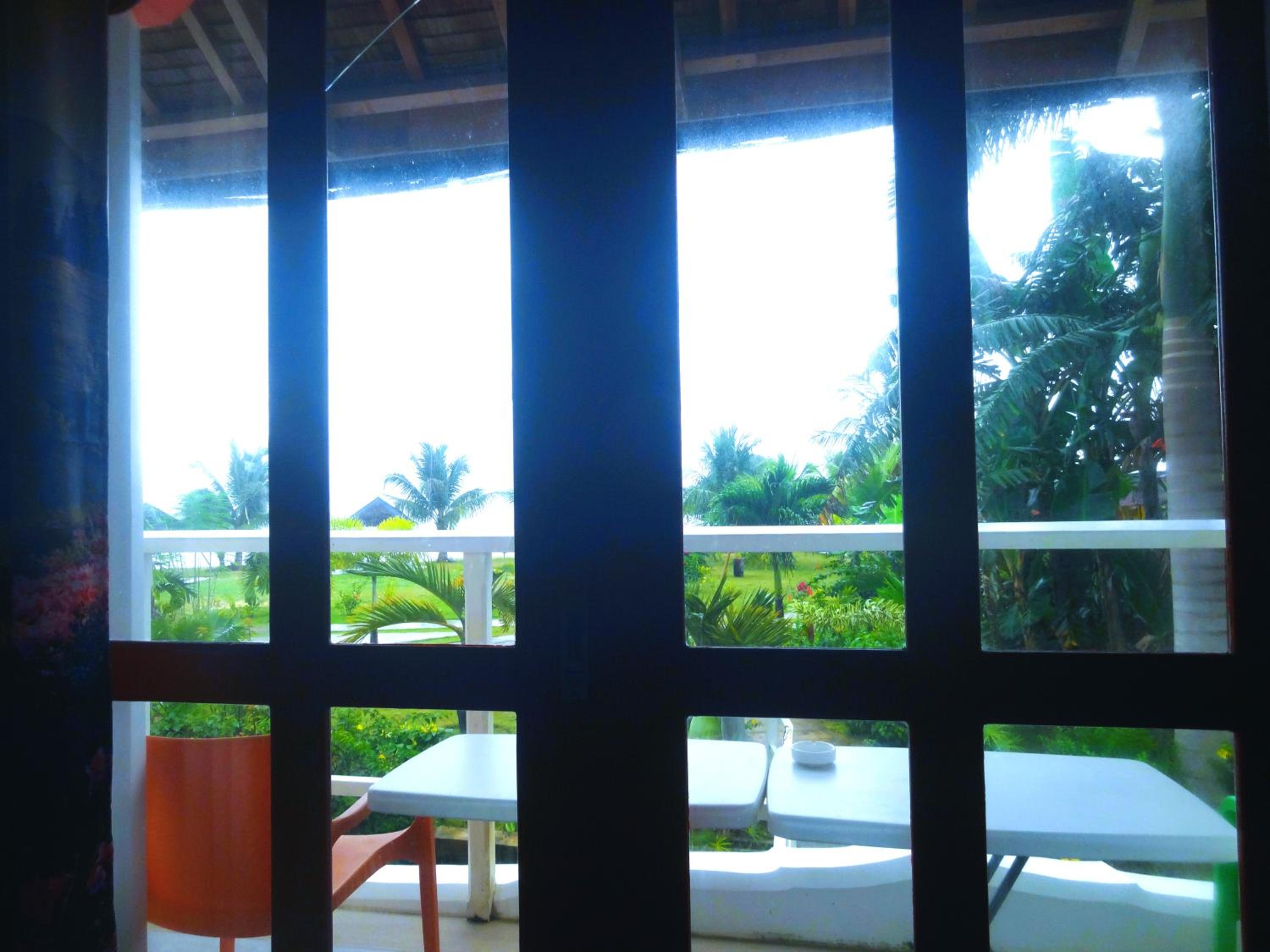 Deluxe Double Room with Balcony and Sea View - Photo 3