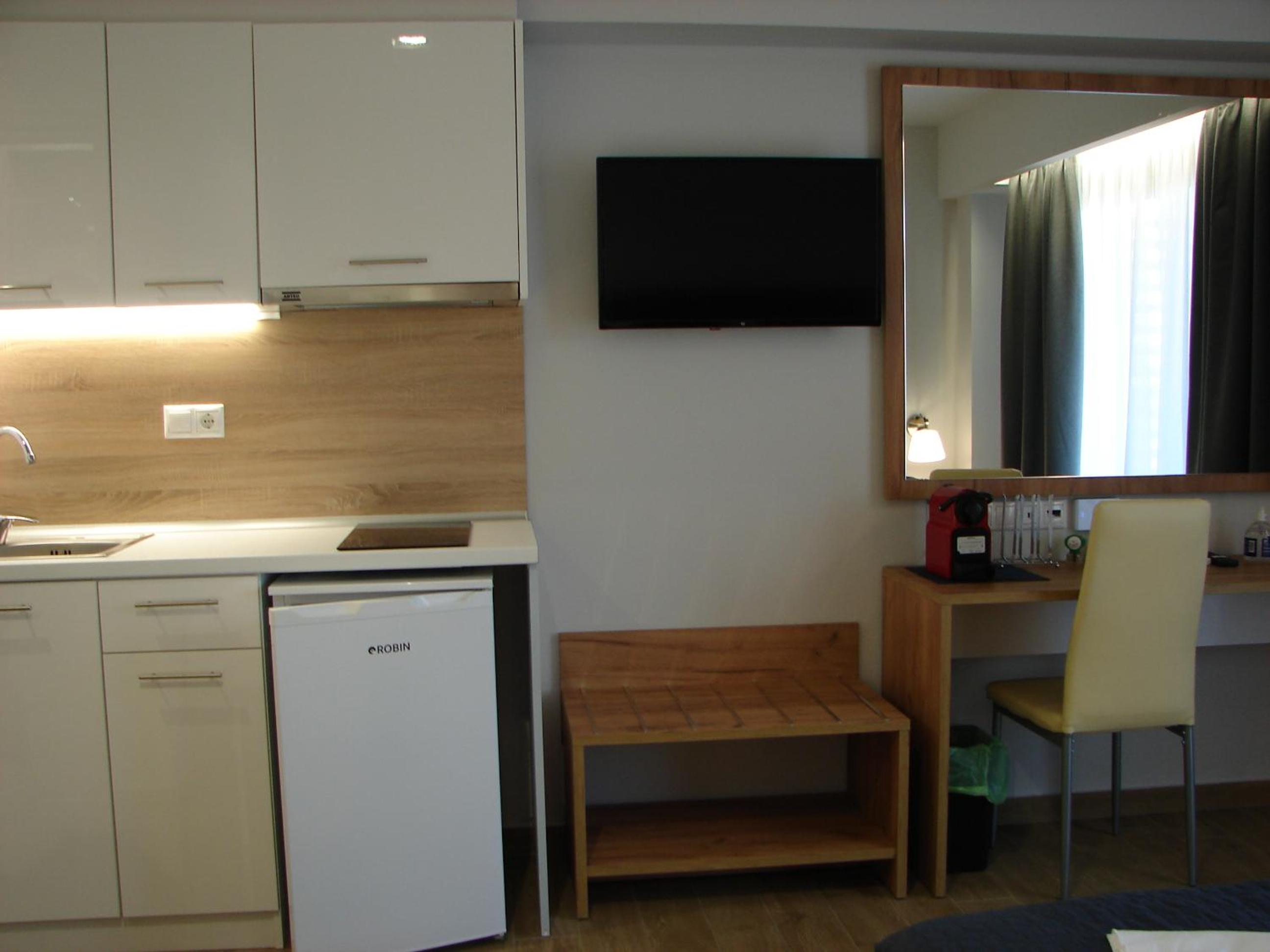 Superior Triple Room photo 2