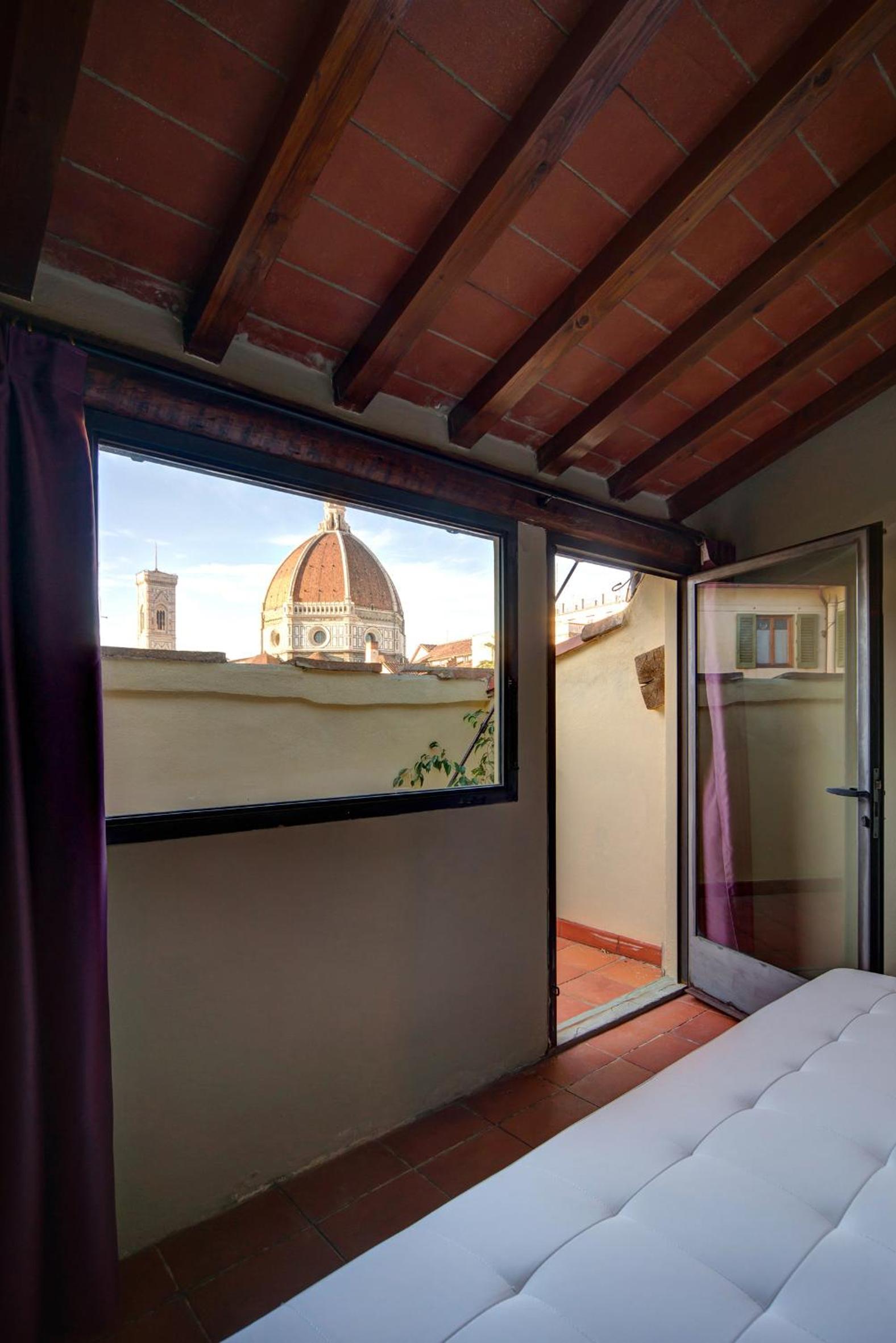 Junior Suite with Terrace photo 2
