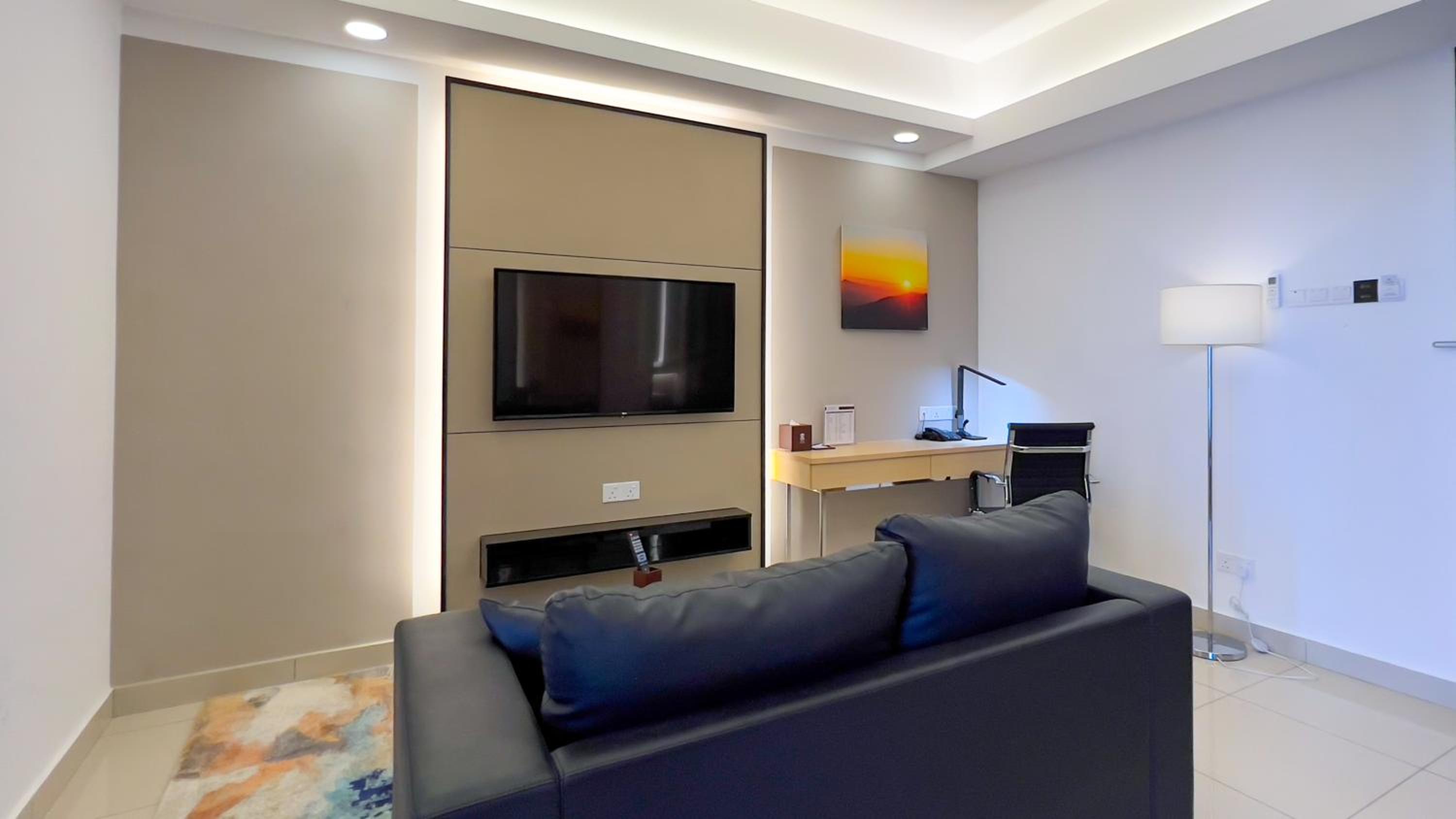 Two-Bedroom Suite - Photo 6