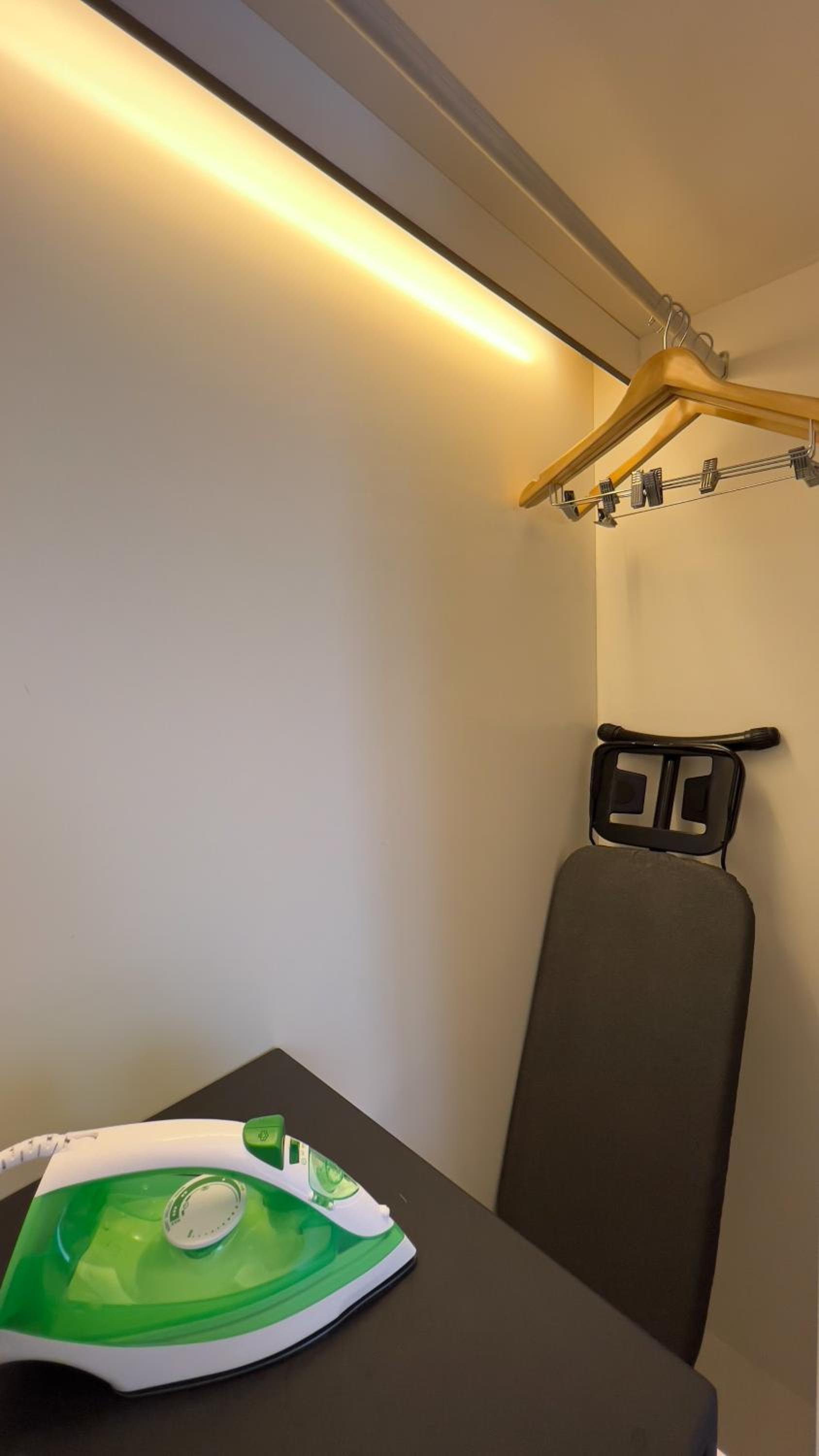 Two-Bedroom Suite - Photo 15