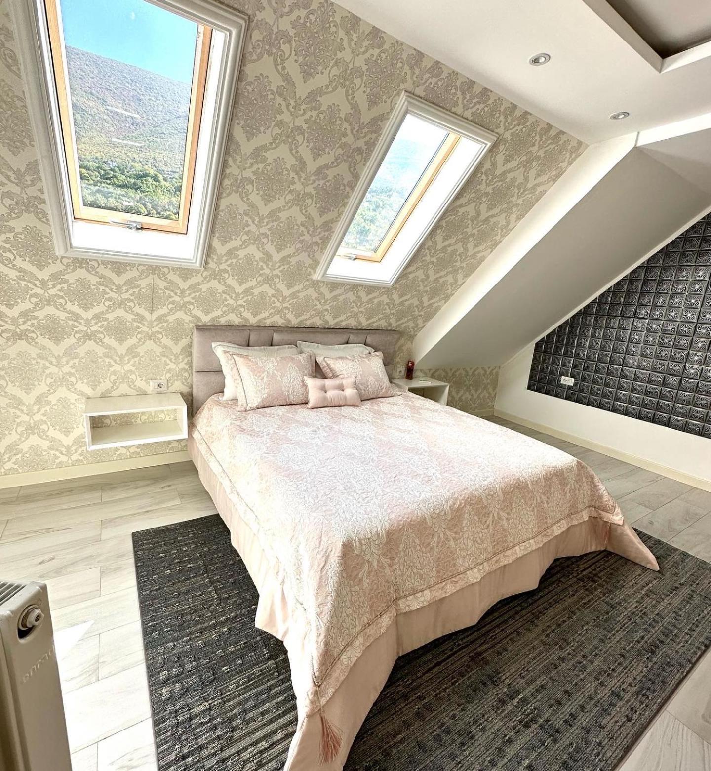 Deluxe Double or Twin Room with Mountain View photo 2