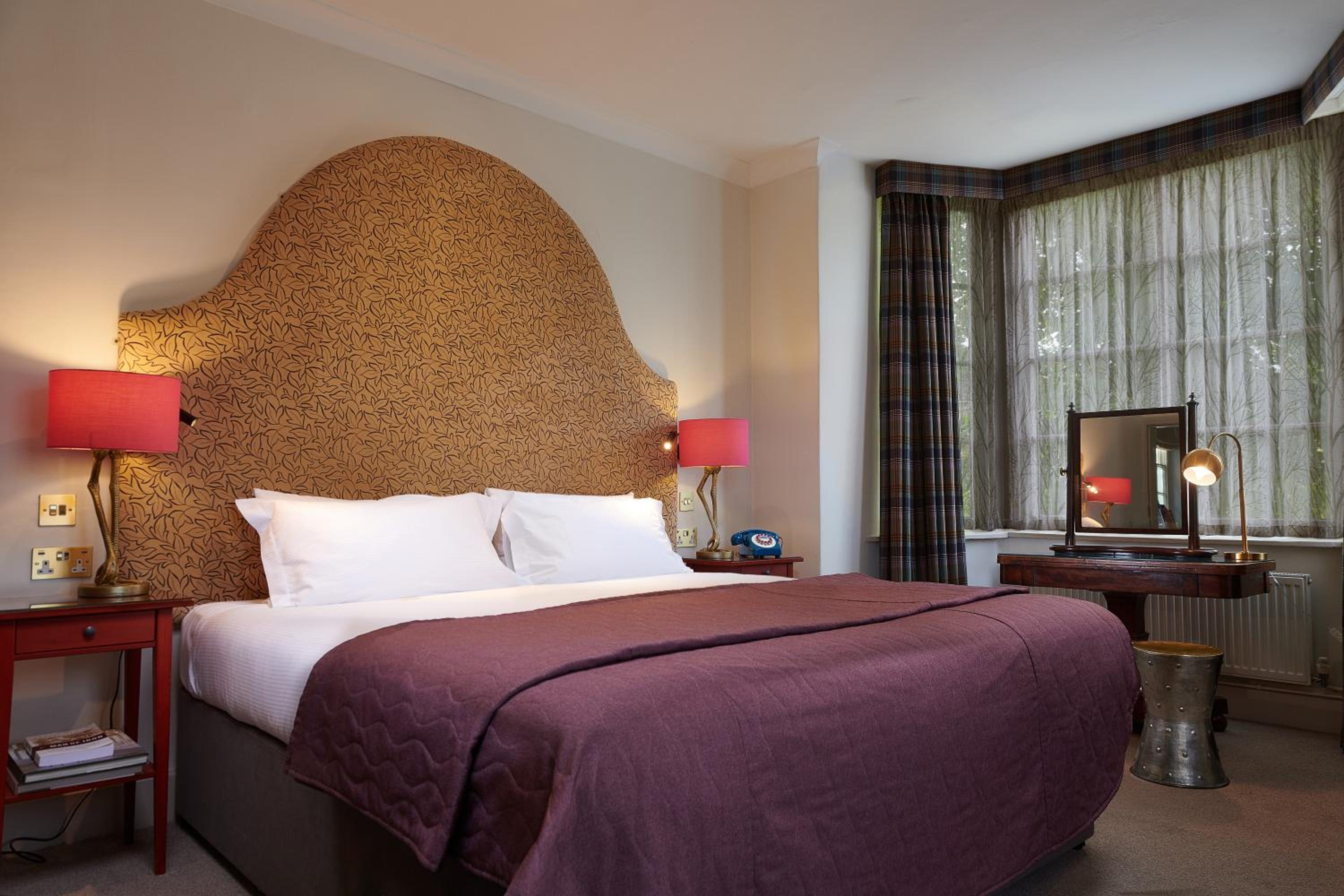 Deluxe Double or Twin Room - Photo 9