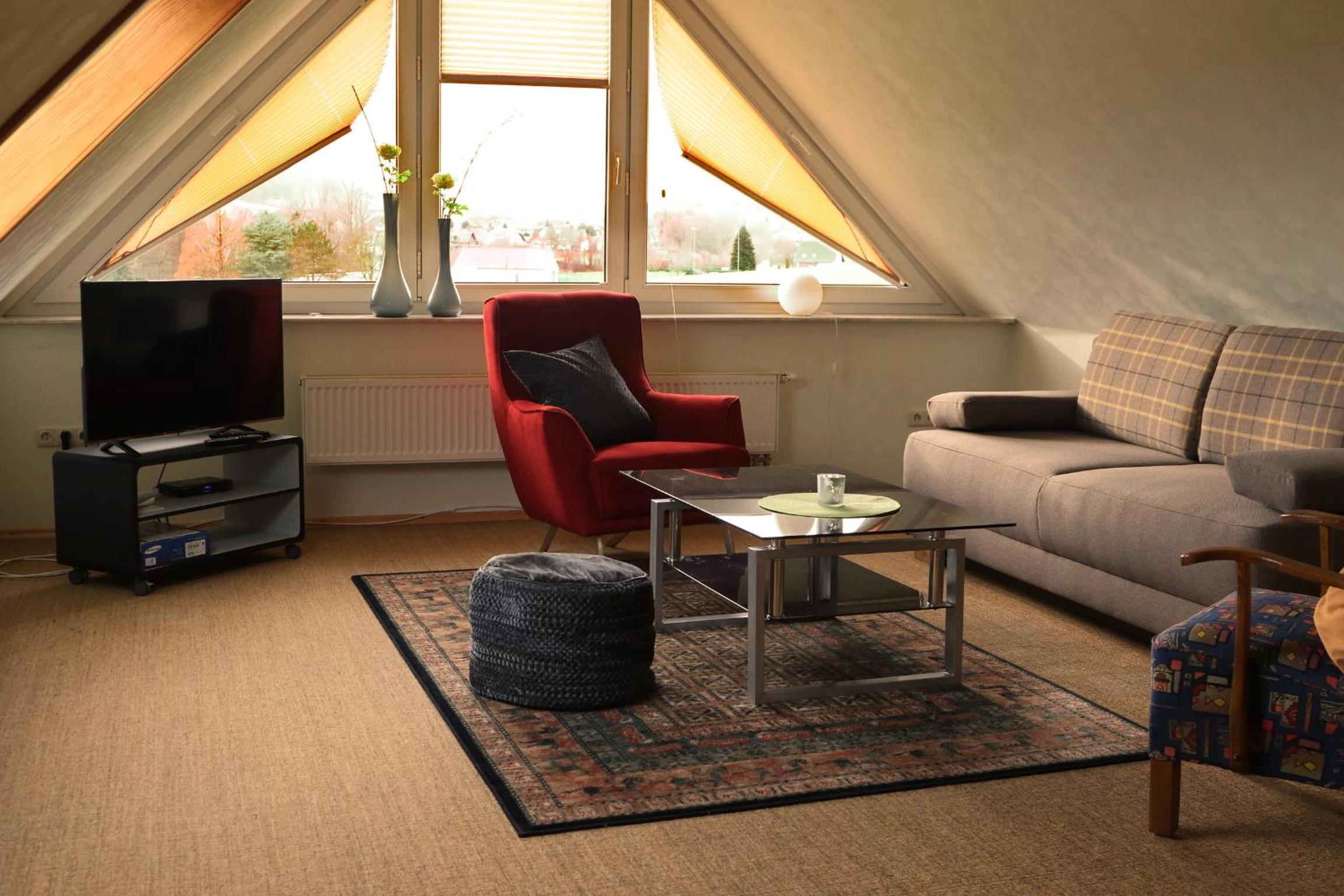 Apartment photo 2