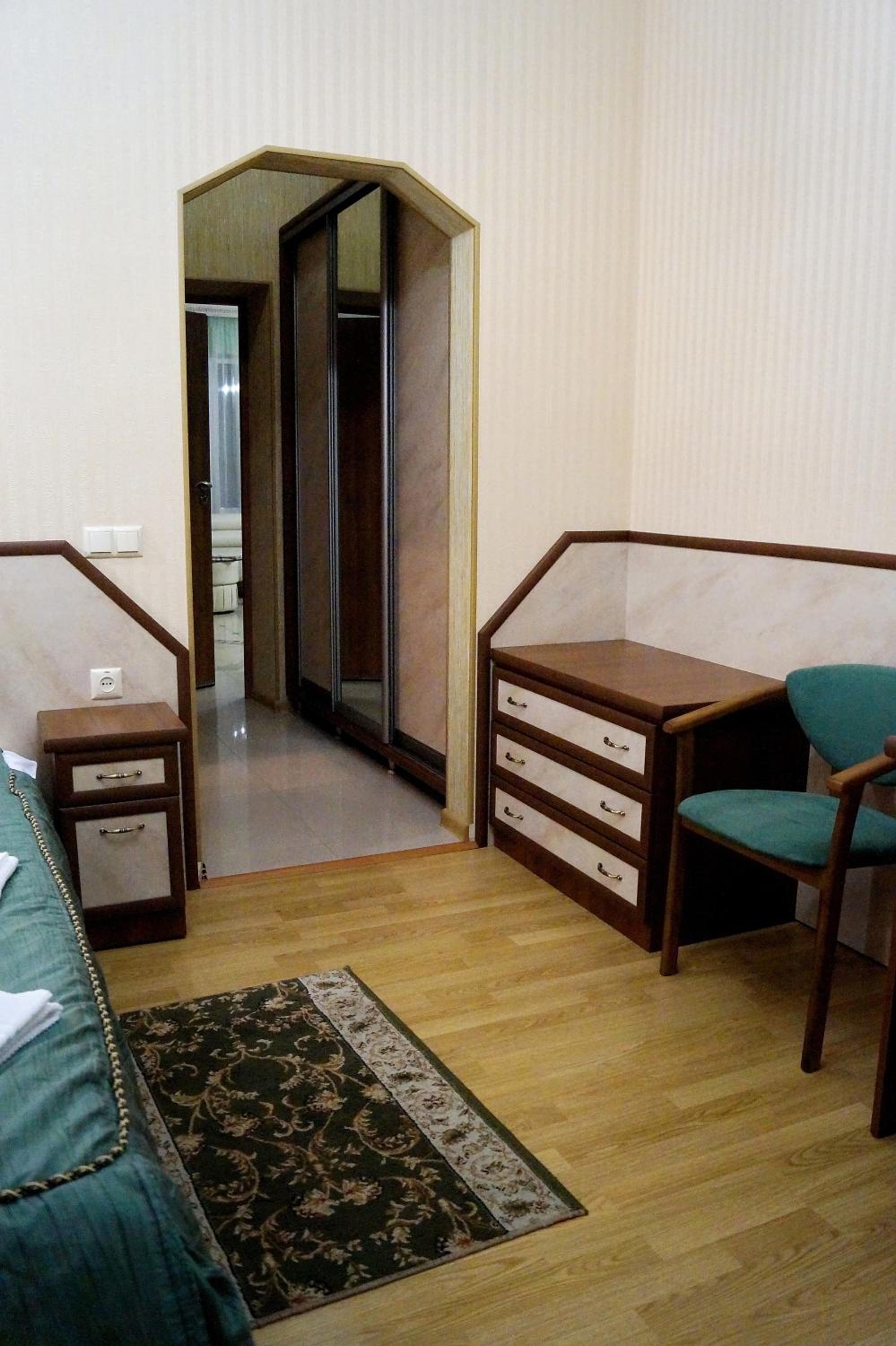Double Room with Balcony photo 3