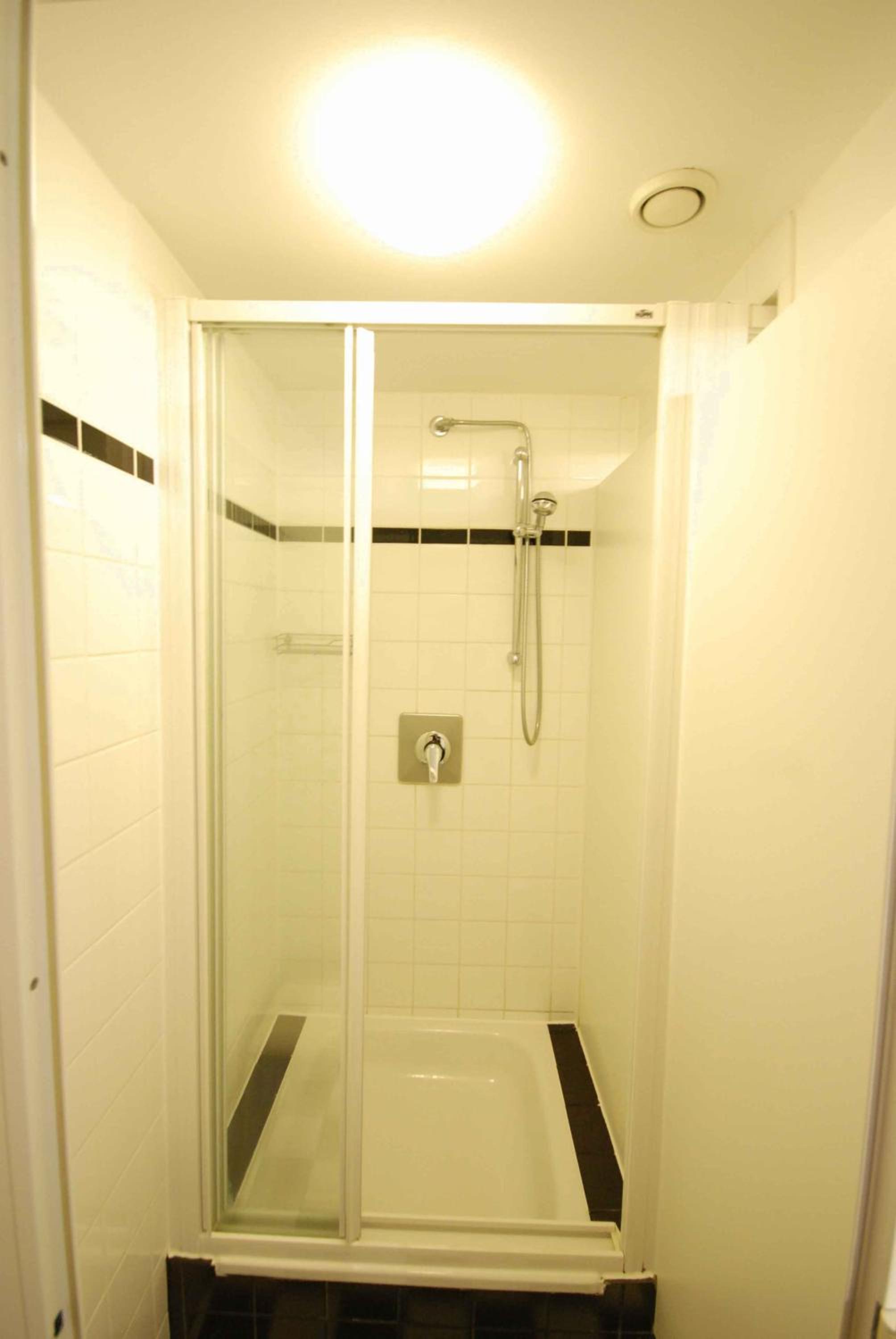 Single Room with Shared Bathroom