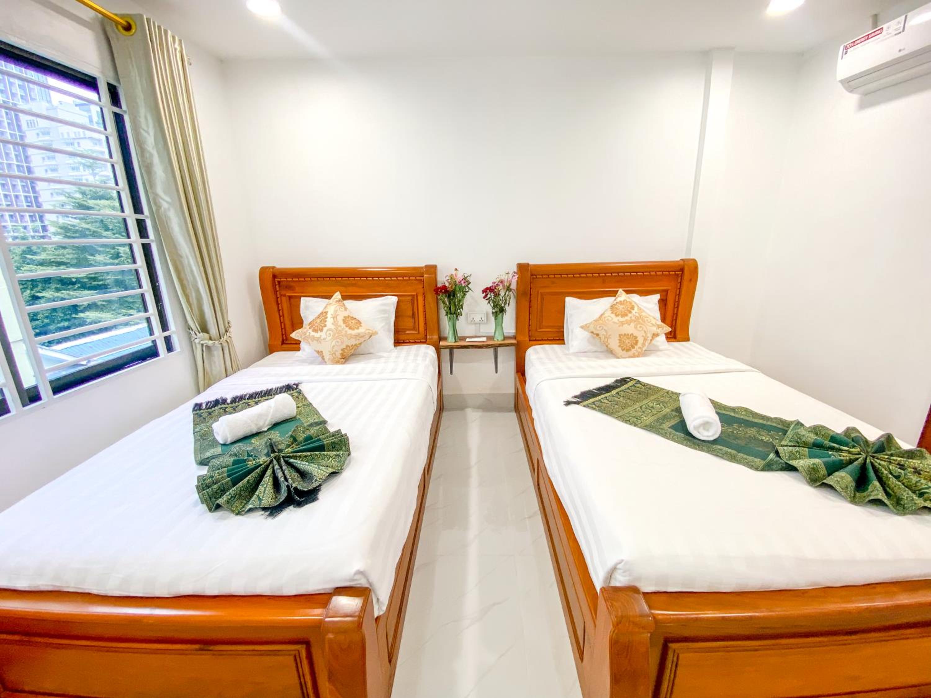 Deluxe Twin Room - Photo 2