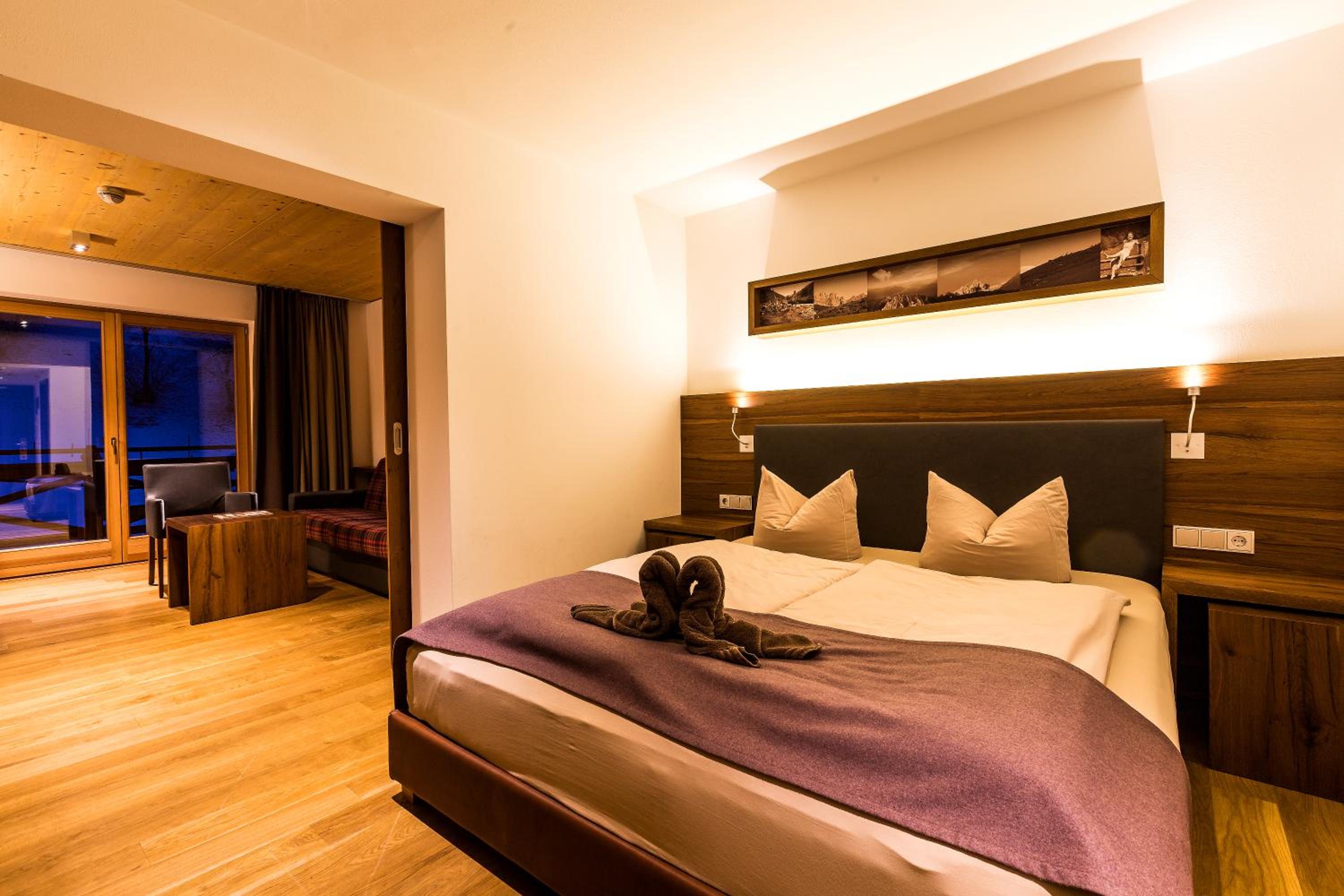 Suite (2 Adults) photo 1