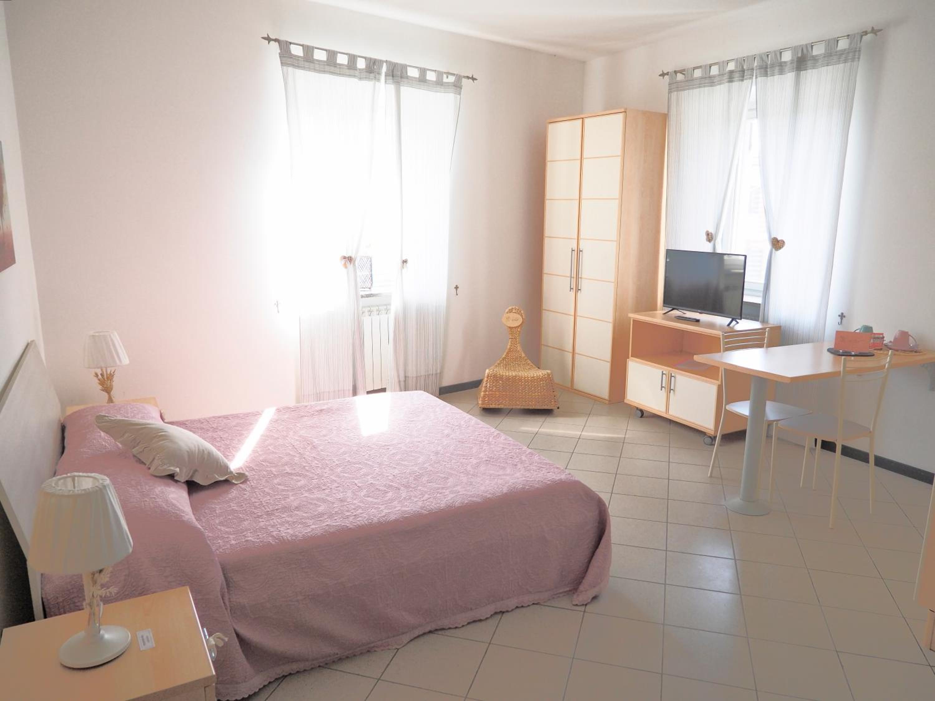 Double Room - Photo 1