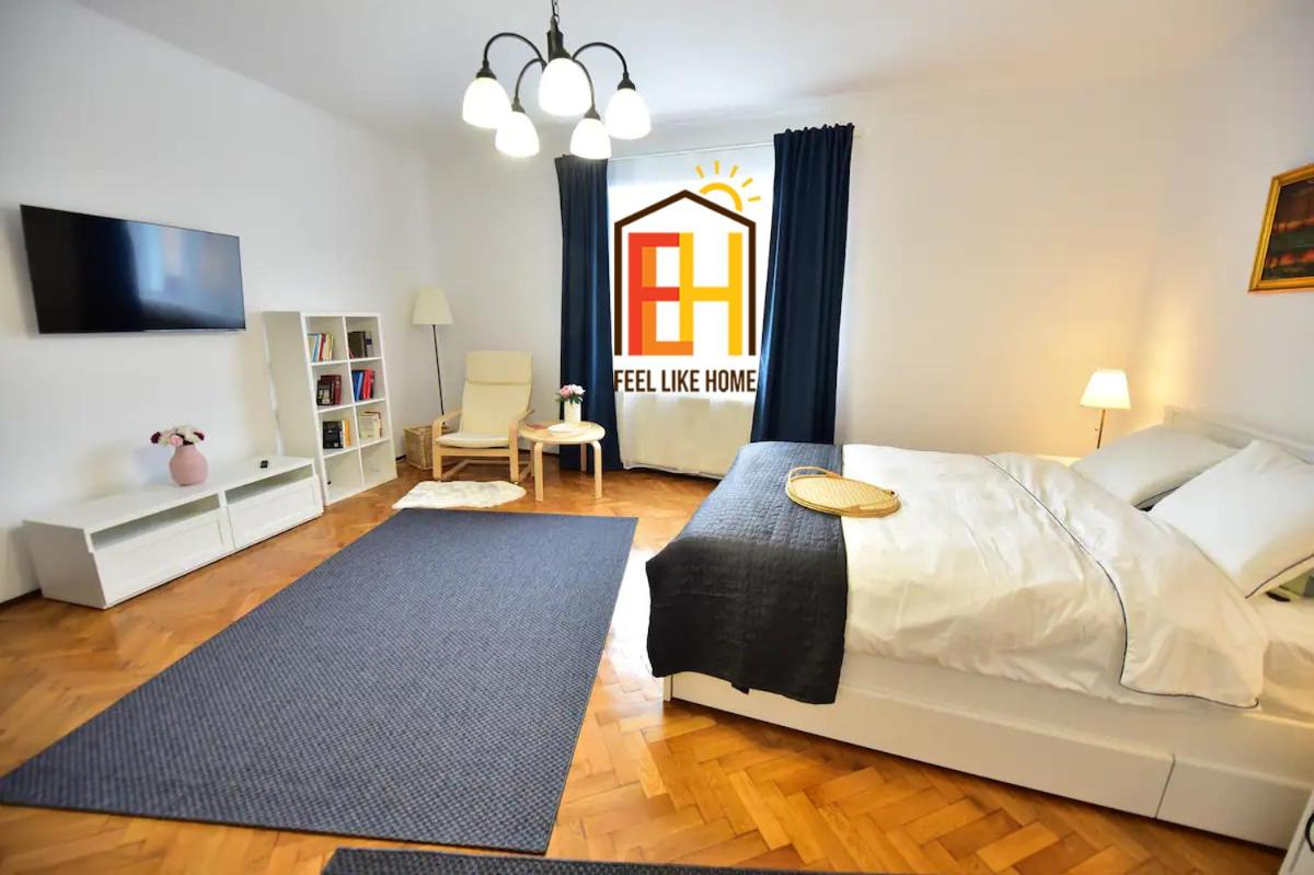 One-Bedroom House - Photo 14