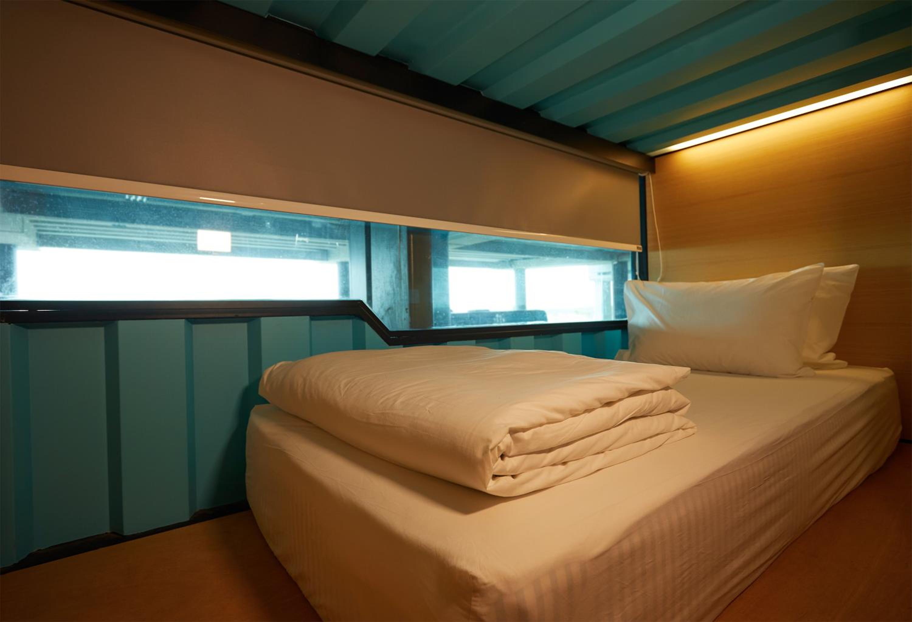 Capsule Mixed (Check-In between 2000 - 0400 (12 hours stay) photo 3
