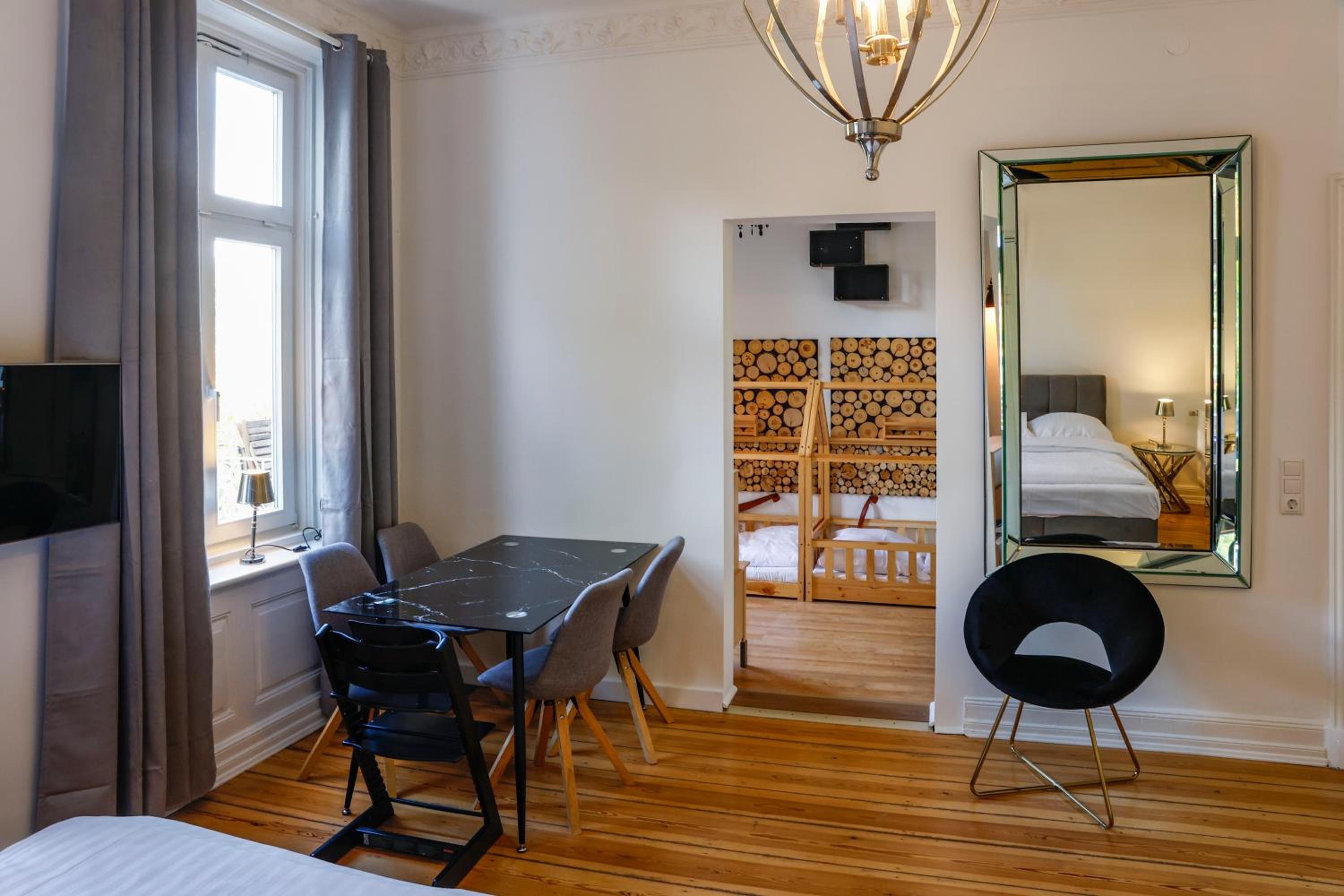 Family Junior Suite - Photo 18