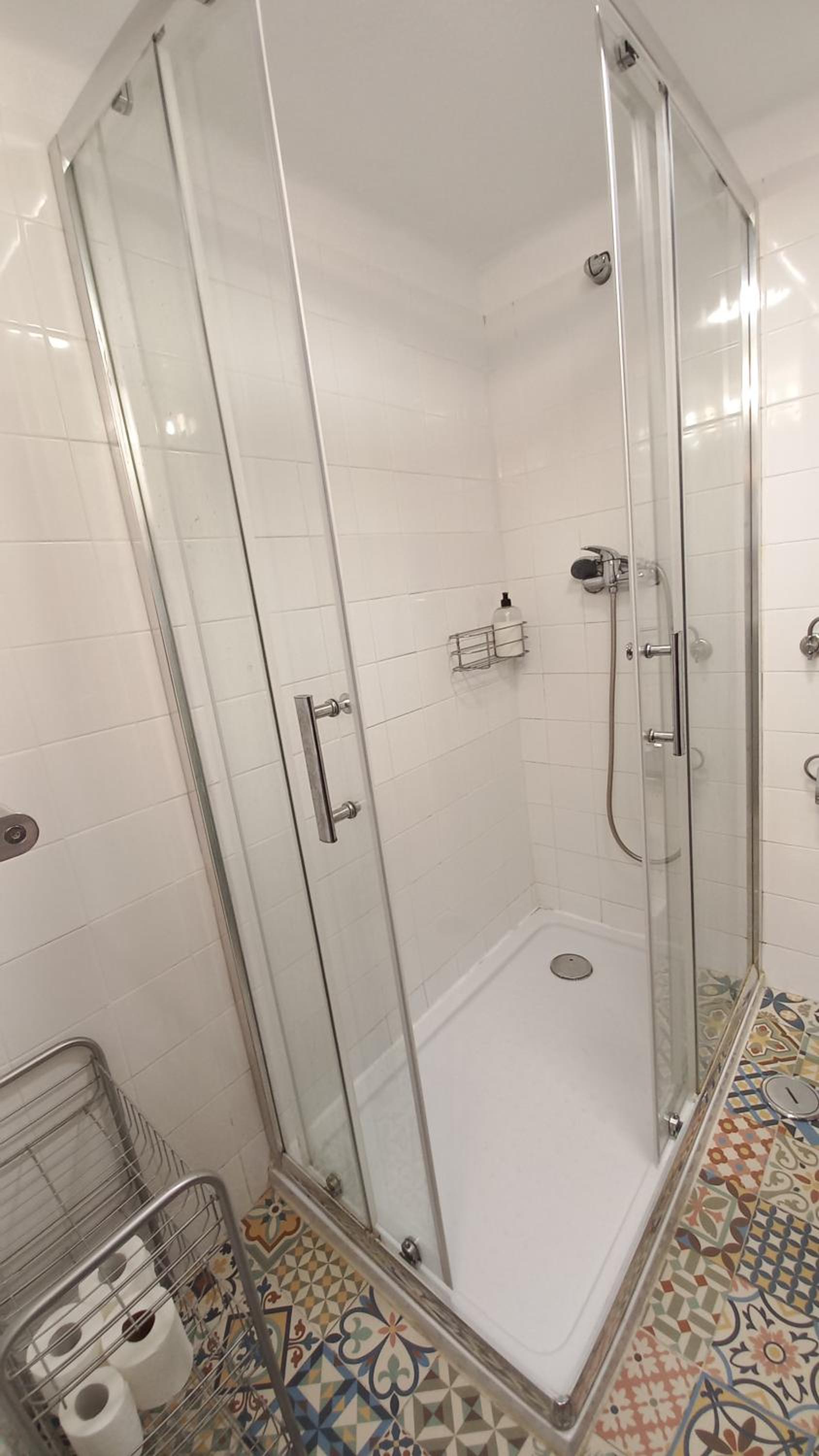 One-Bedroom Apartment - Photo 13