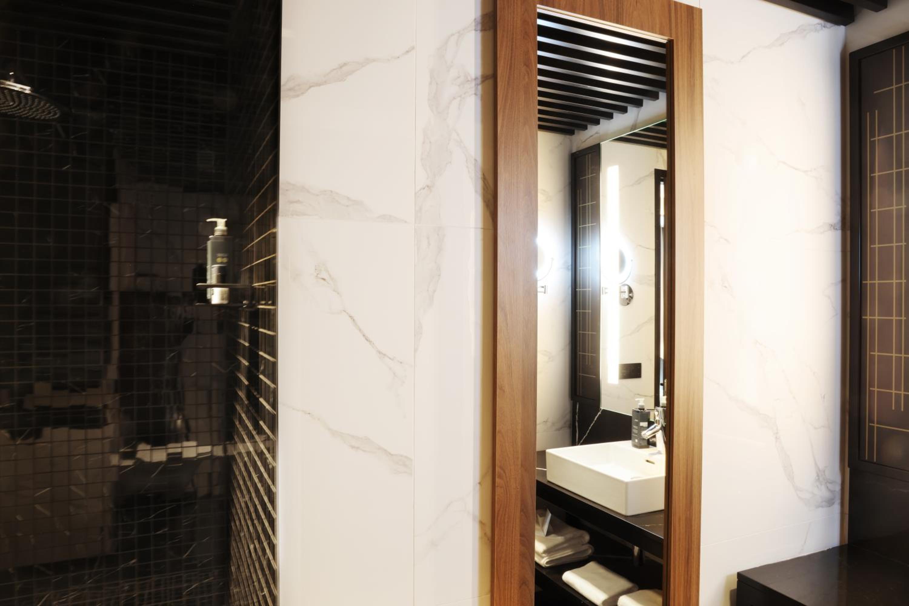 Standard Double Room - Photo 4