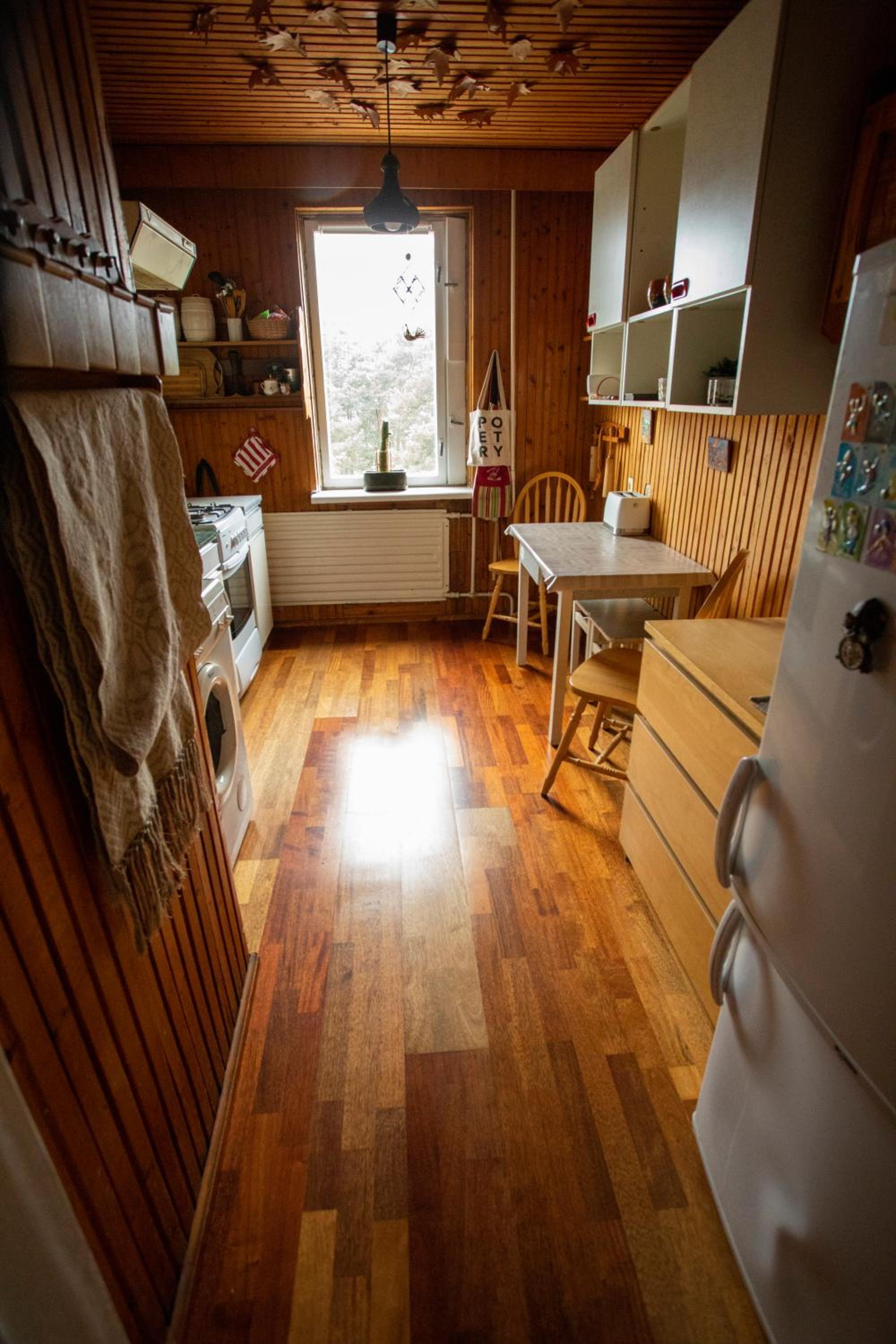 Three-Bedroom Apartment - Photo 20