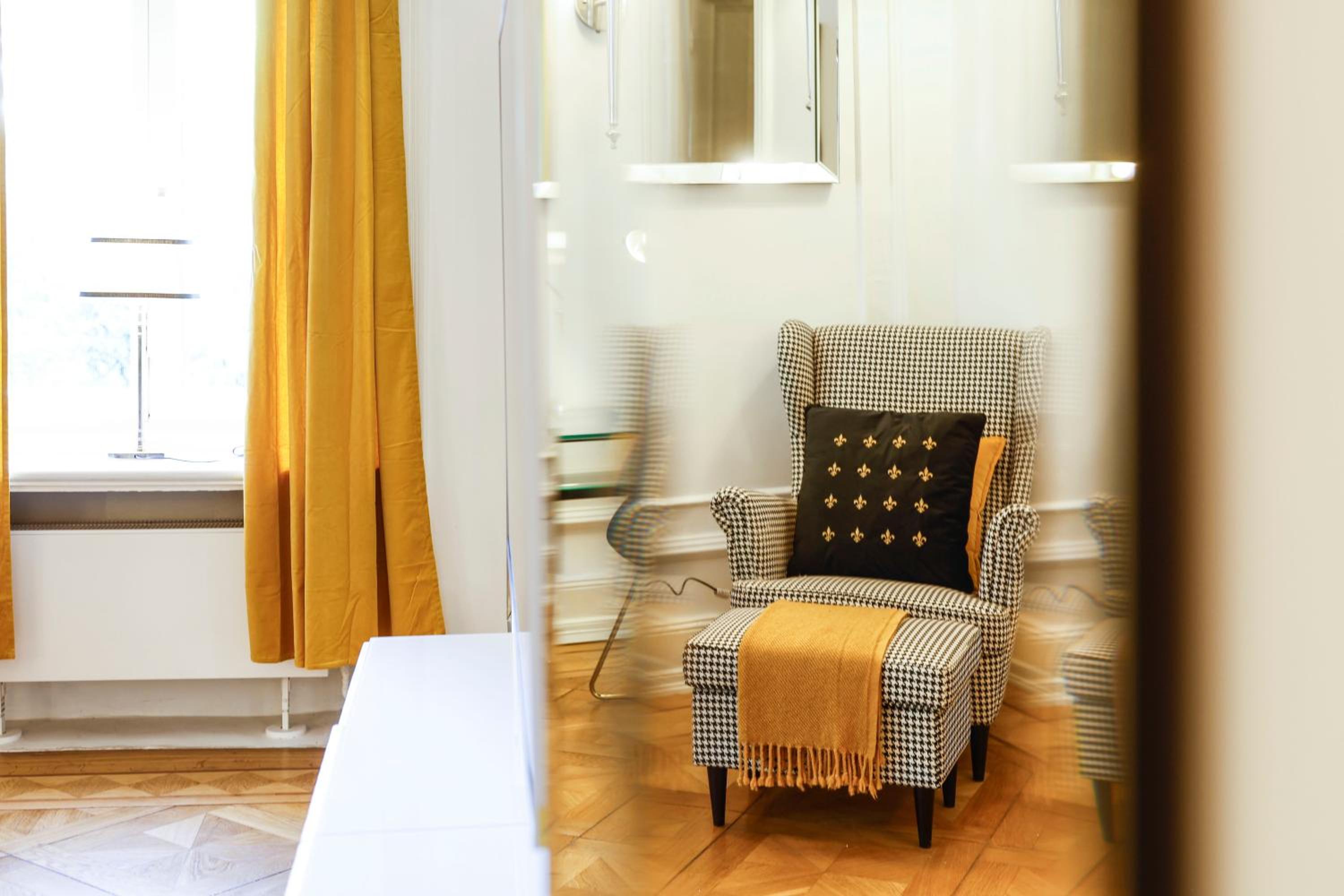 Deluxe Junior Suite with Garden  - Photo 15