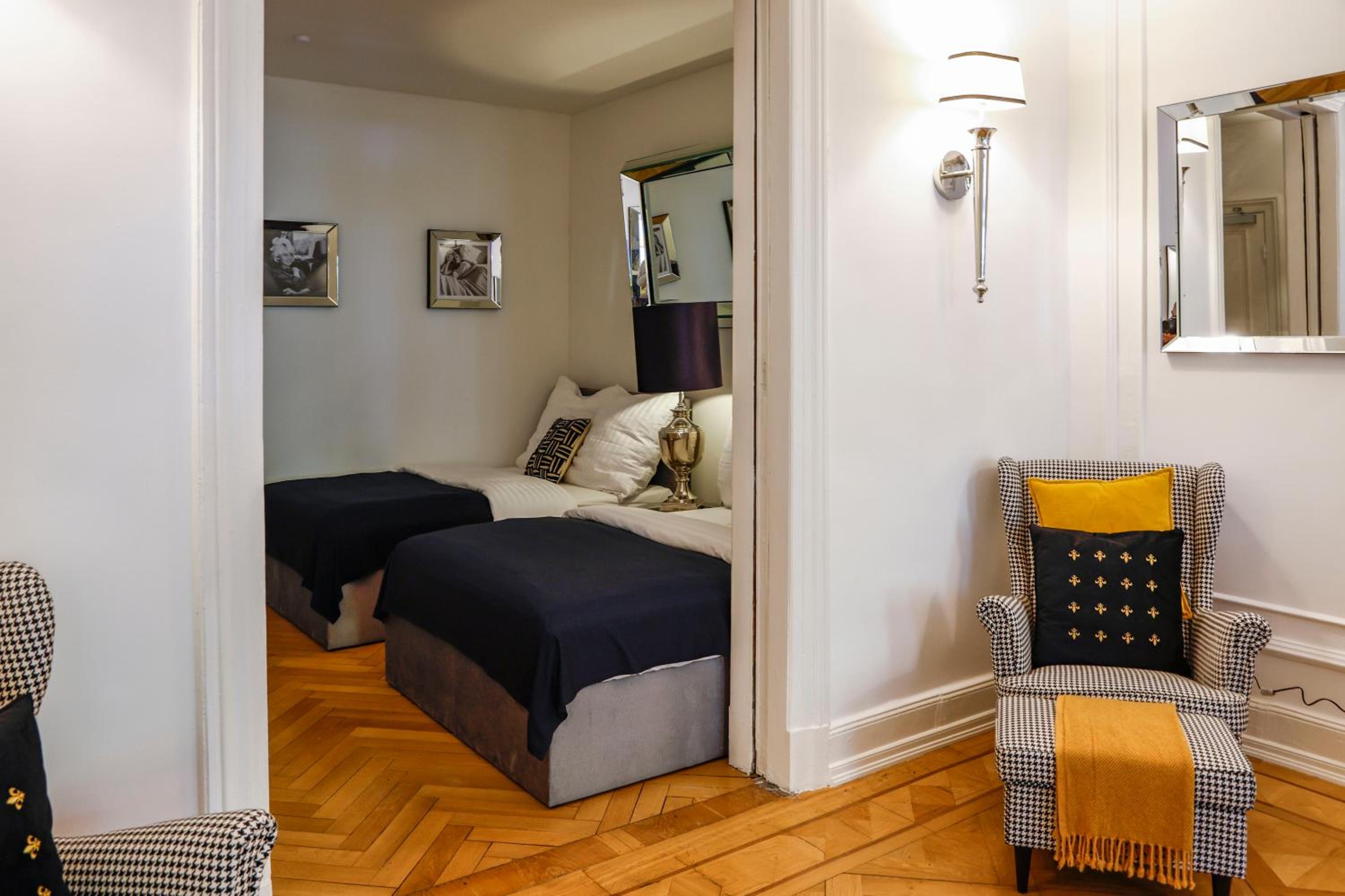 Deluxe Junior Suite with Garden  - Photo 27
