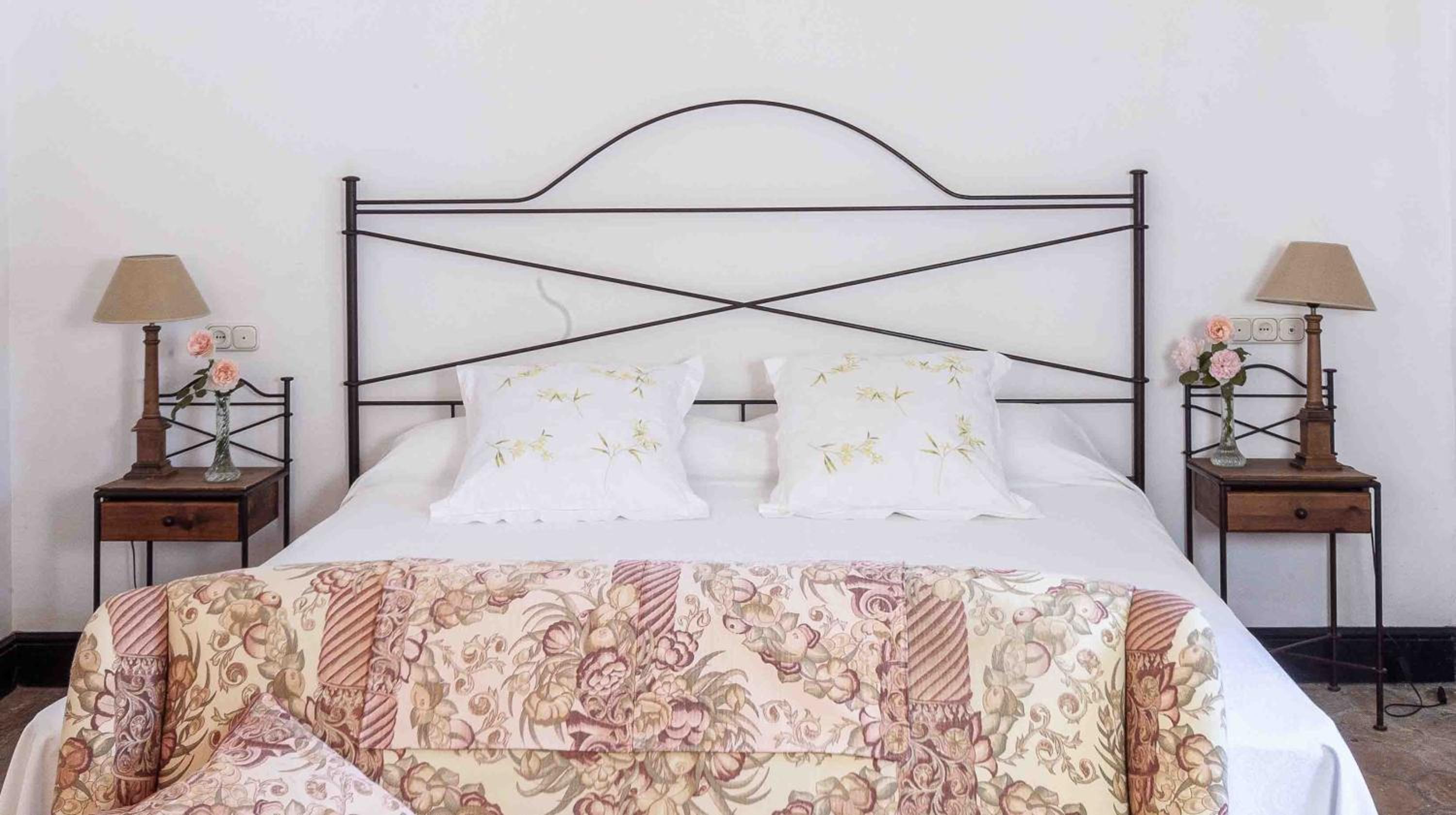 Double Room - Photo 9