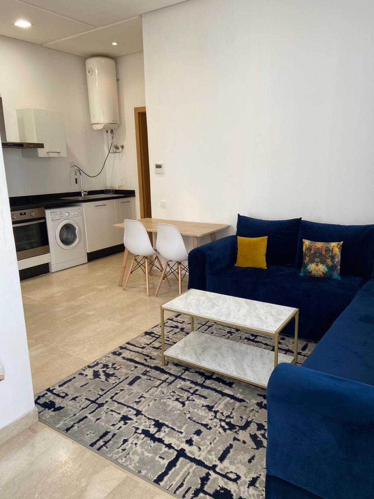 One-Bedroom Apartment - Photo 3