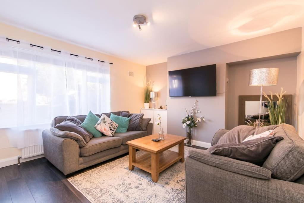 Two-Bedroom House photo 1