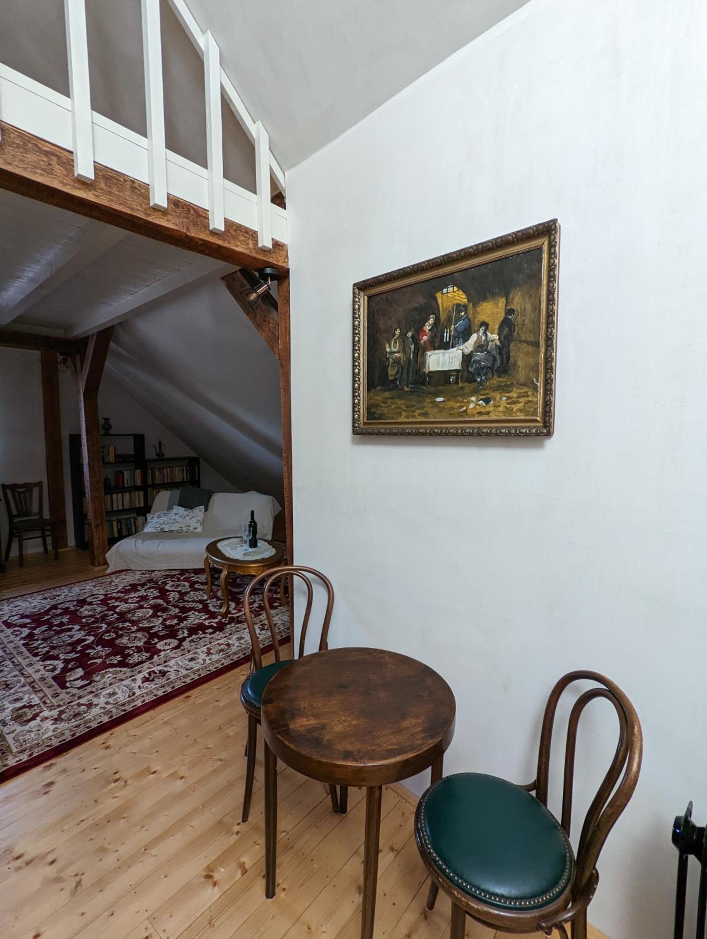 One-Bedroom Apartment - Photo 11