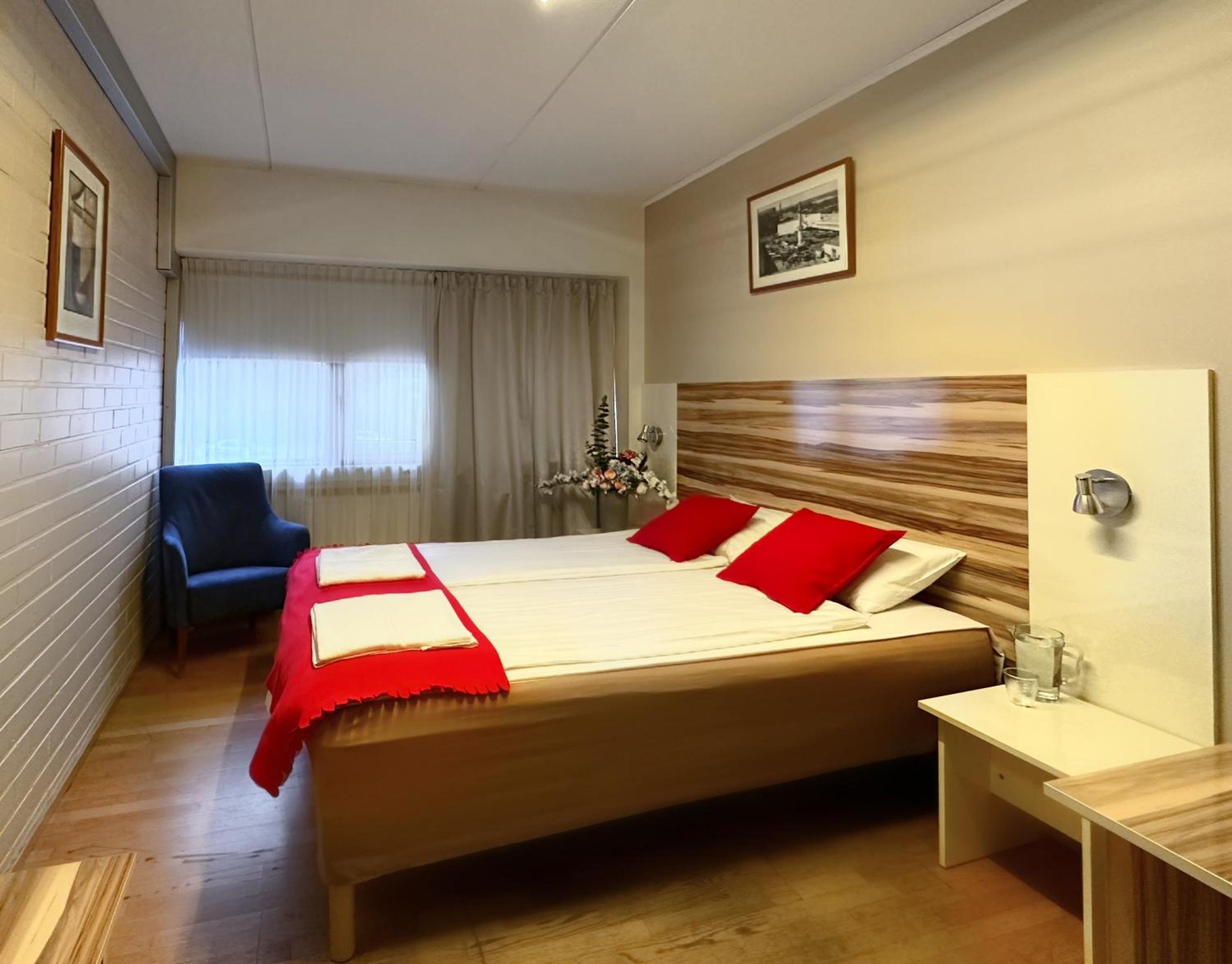 Double or Twin Room with Private Bathroom