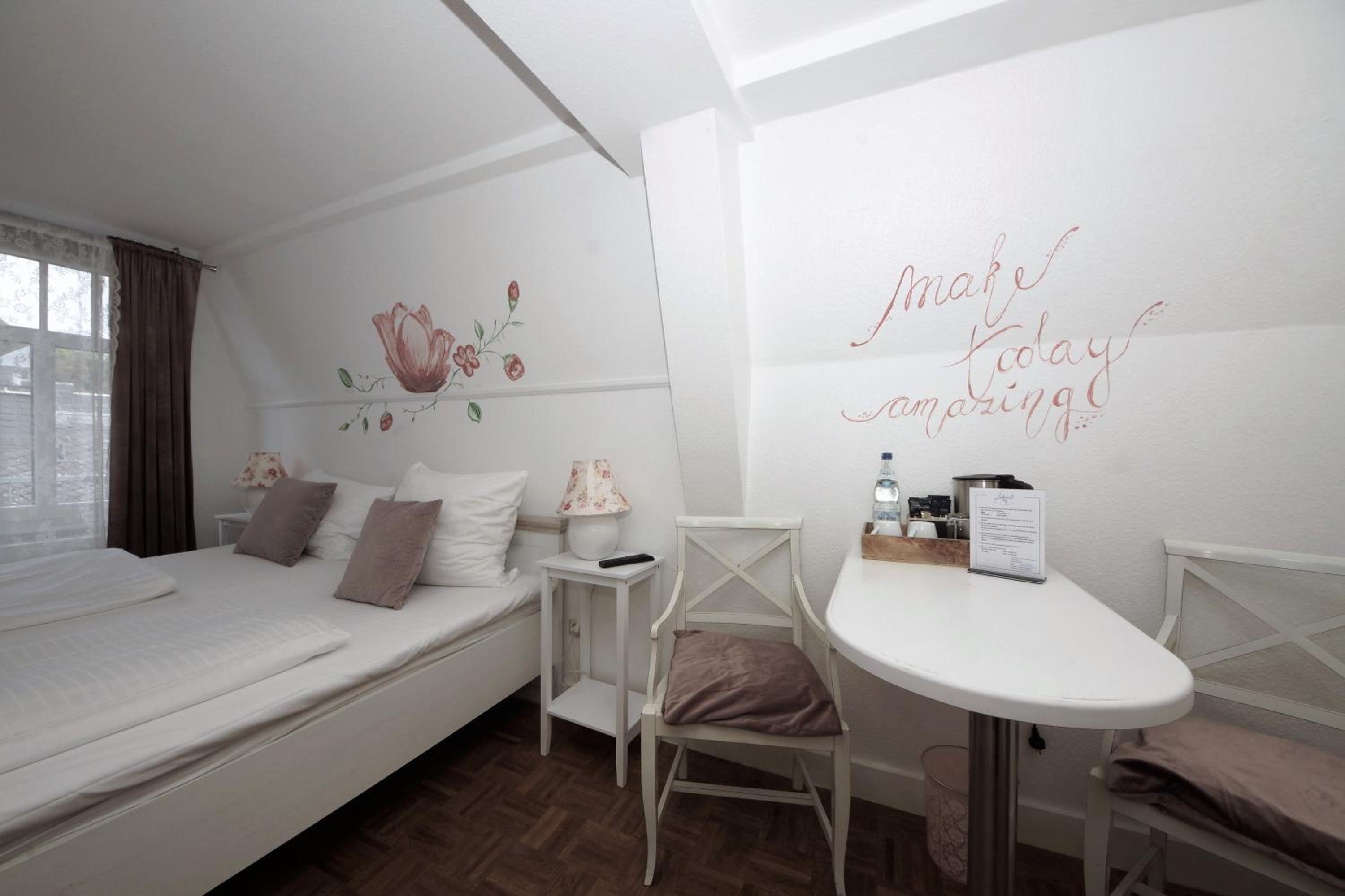 Standard Double Room photo 1