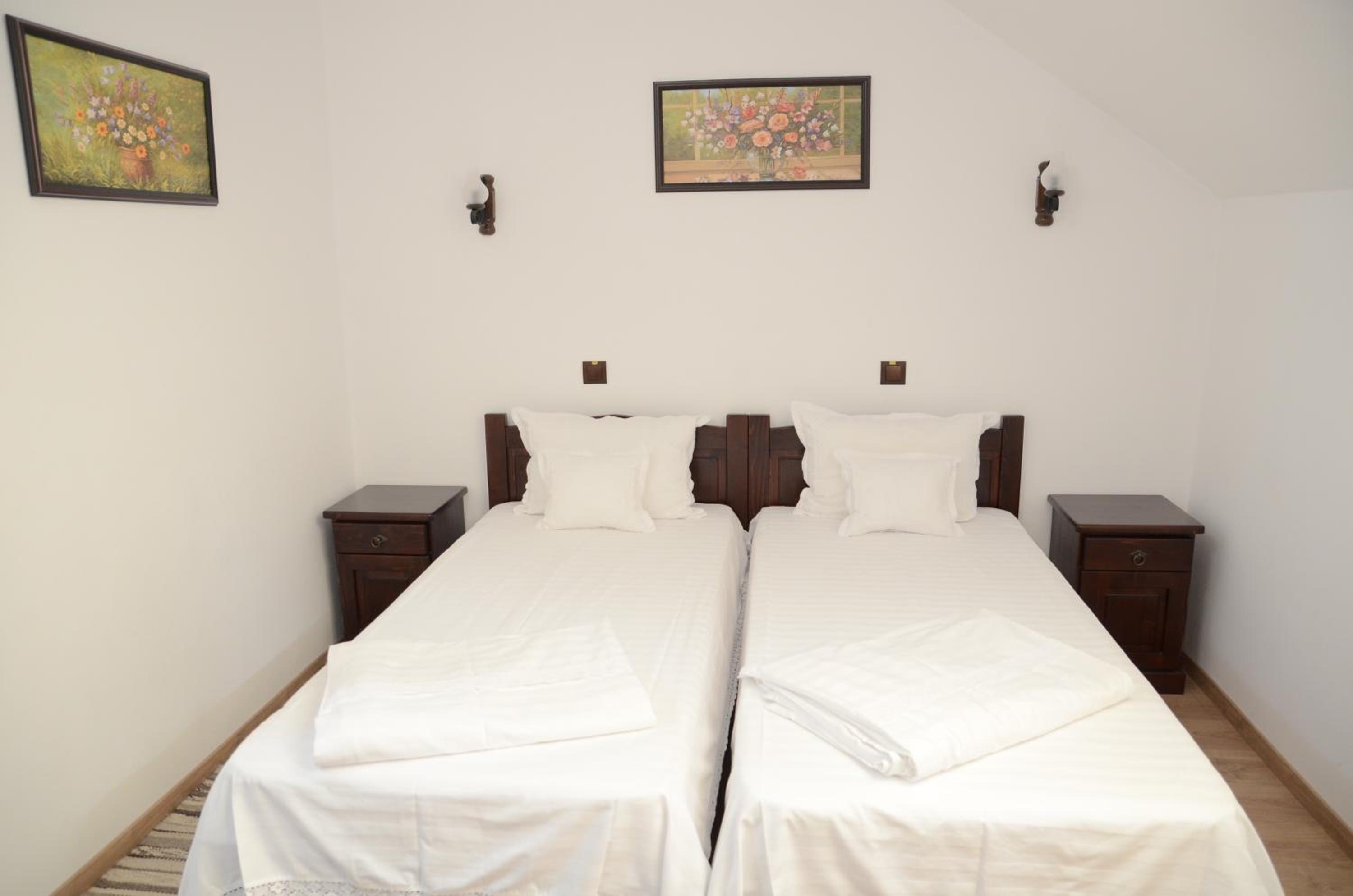Standard Double Room photo 2