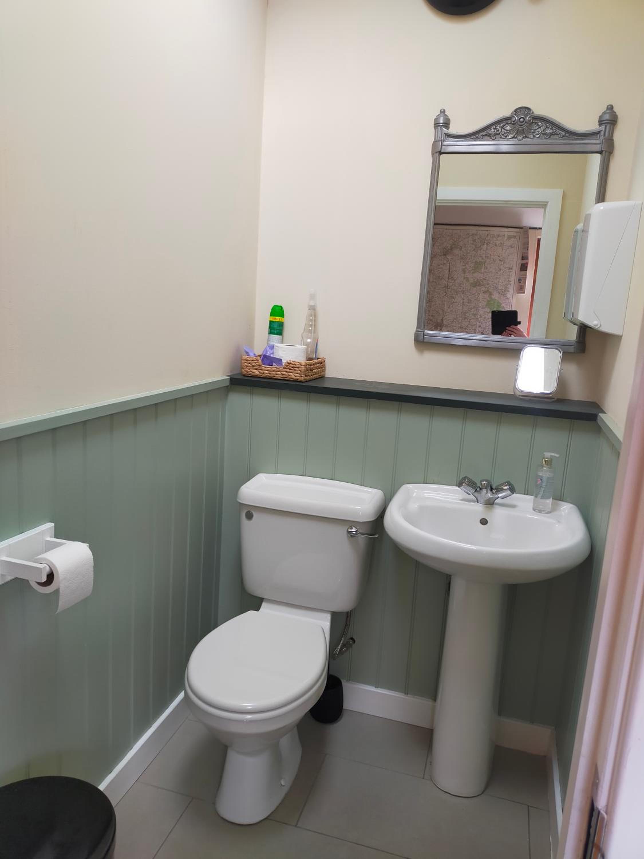 Double Room with Shared Bathroom photo 3