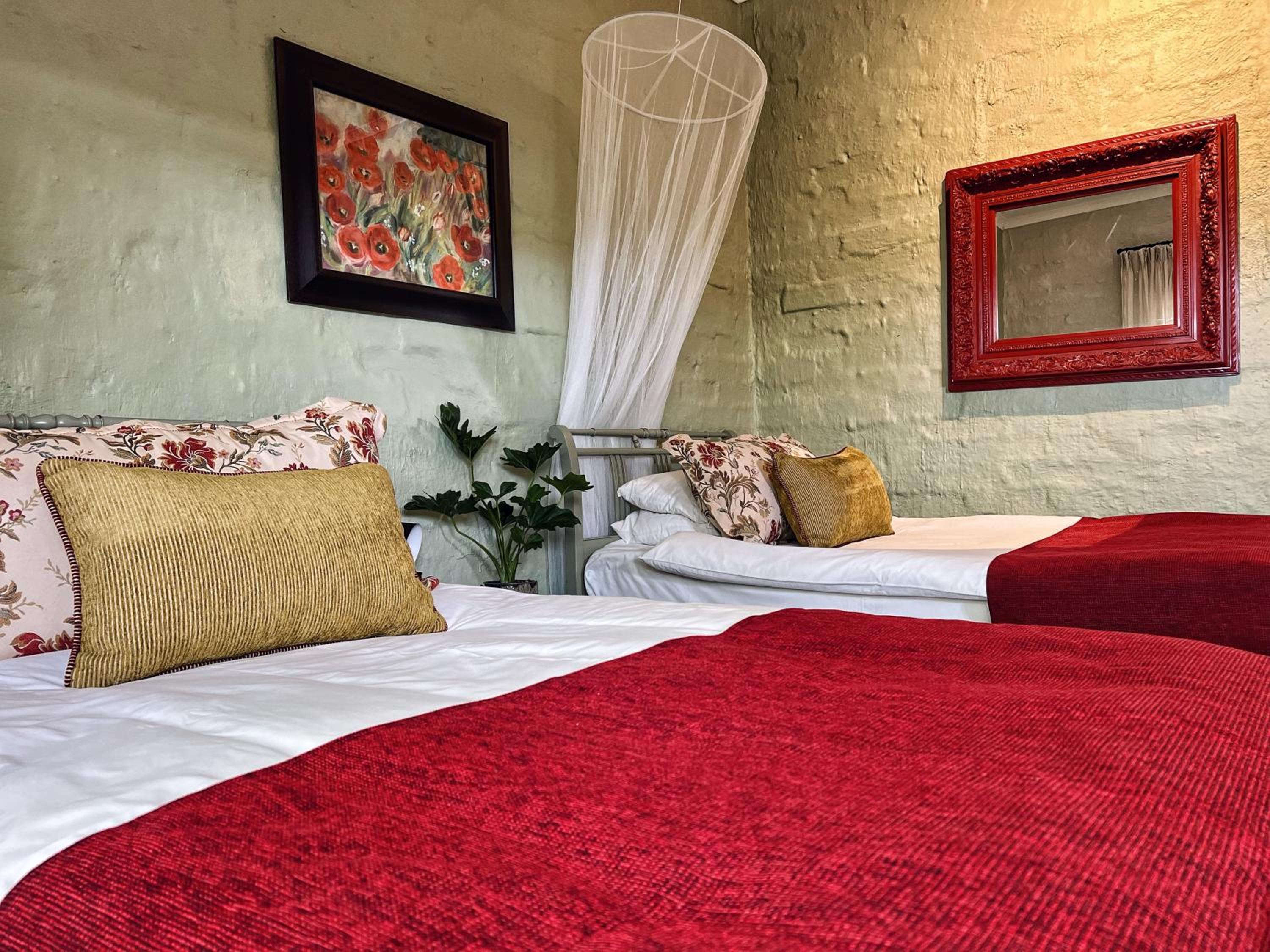 Deluxe Double or Twin Room with Garden View photo 1