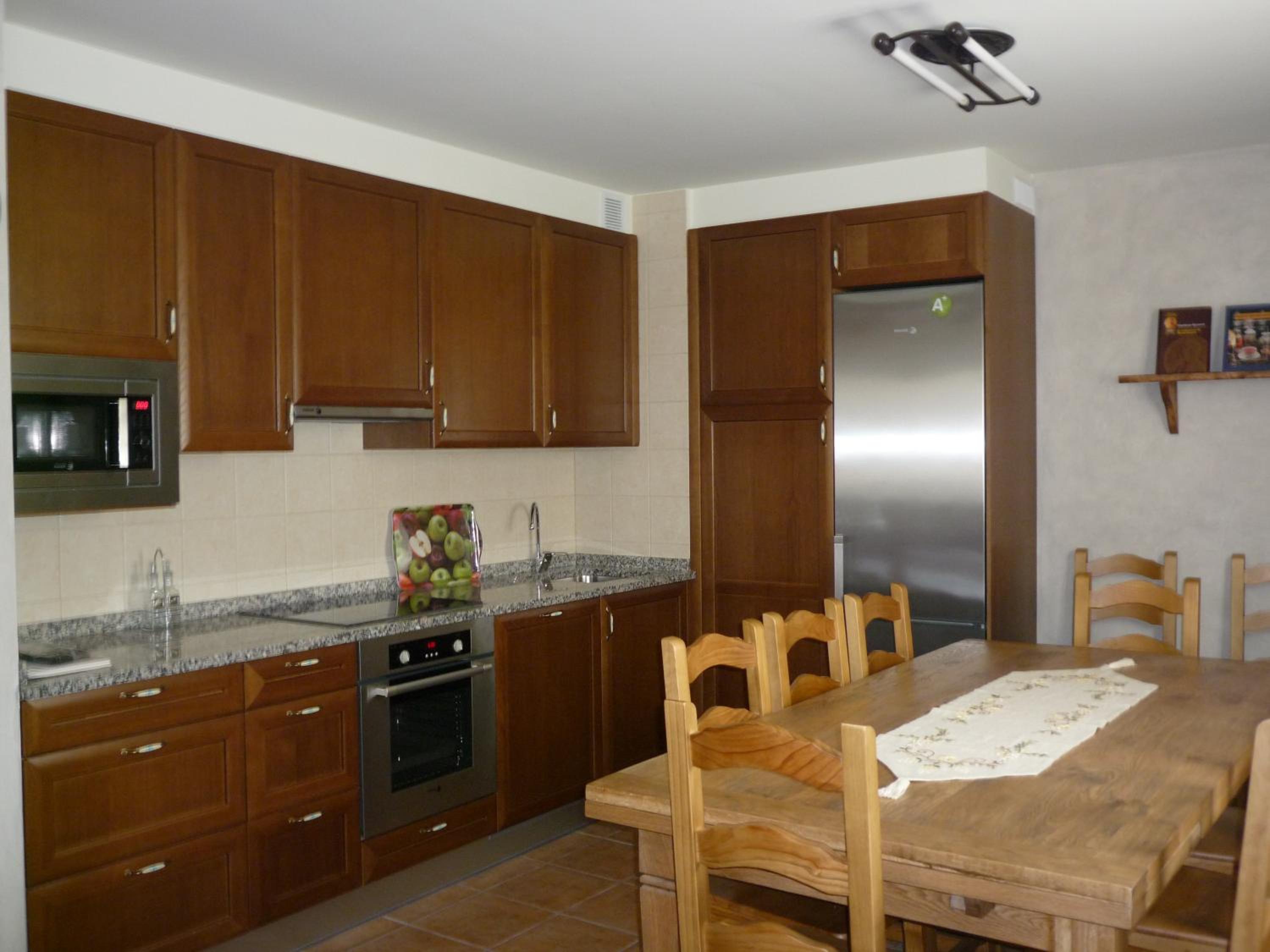 Four-Bedroom House photo 2