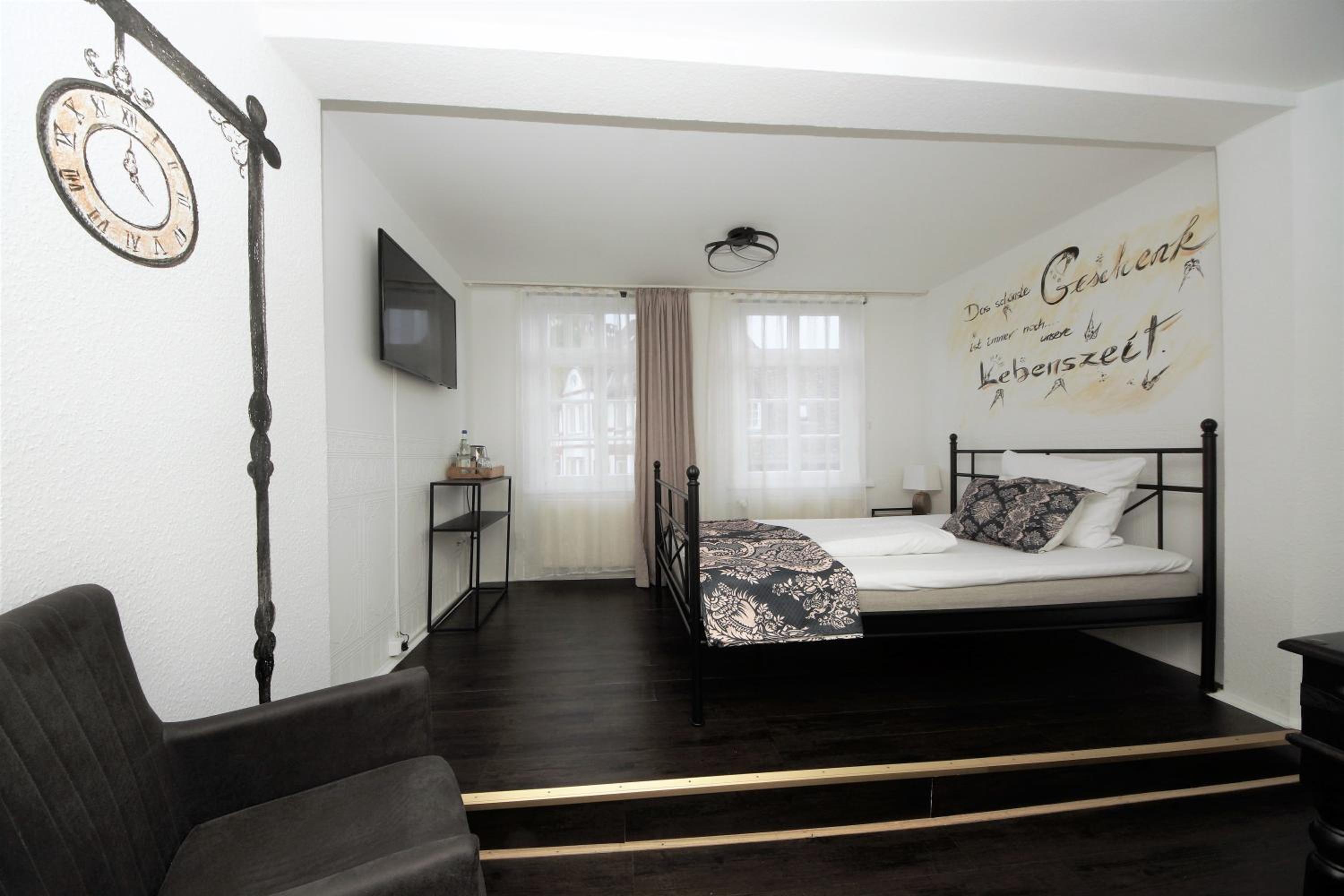 Single Room photo 3