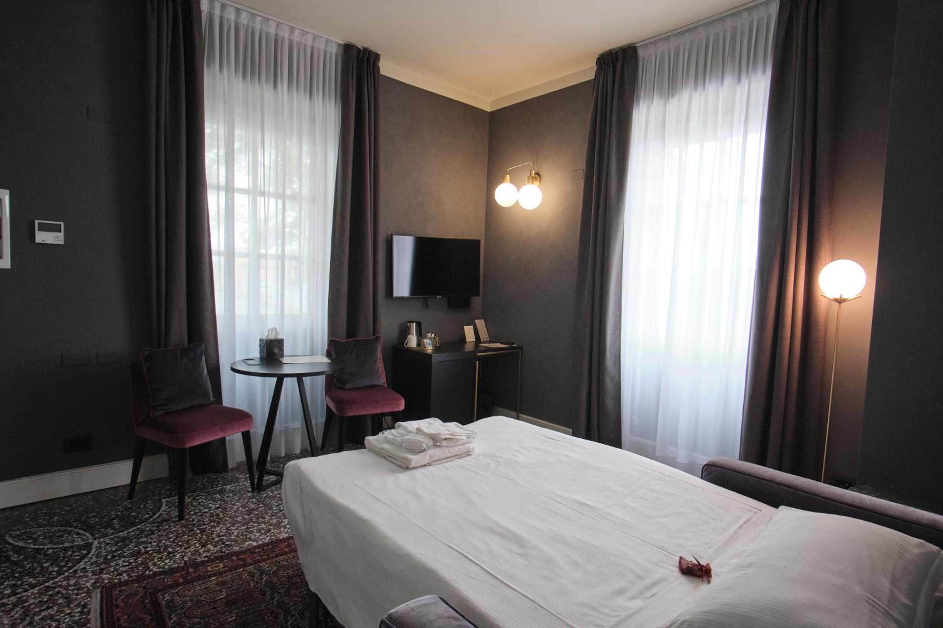 Family Junior Suite - Photo 13