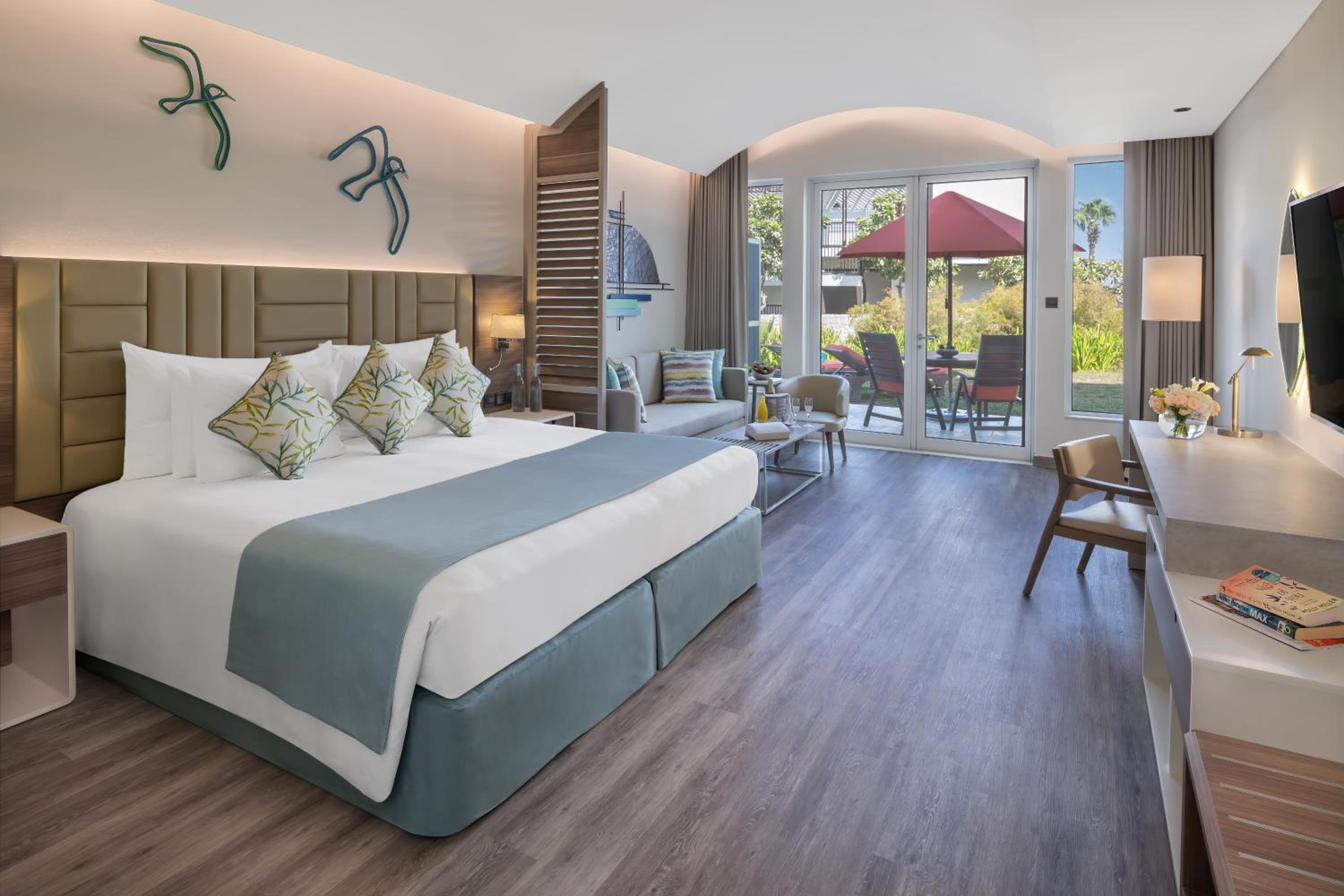 Garden Terrace Junior Suite with Dedicated Pool & Private Beach Access photo 3