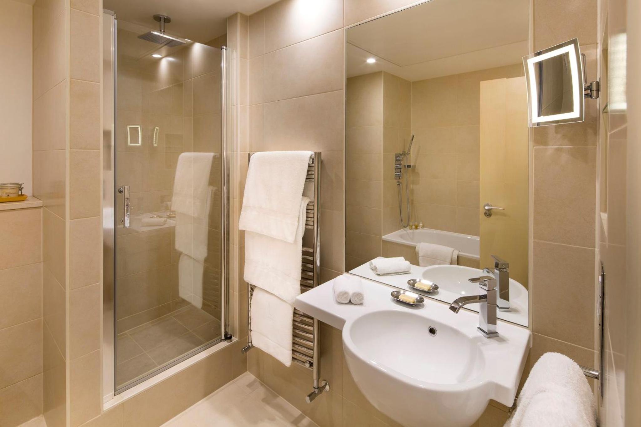 One-Bedroom City Suite