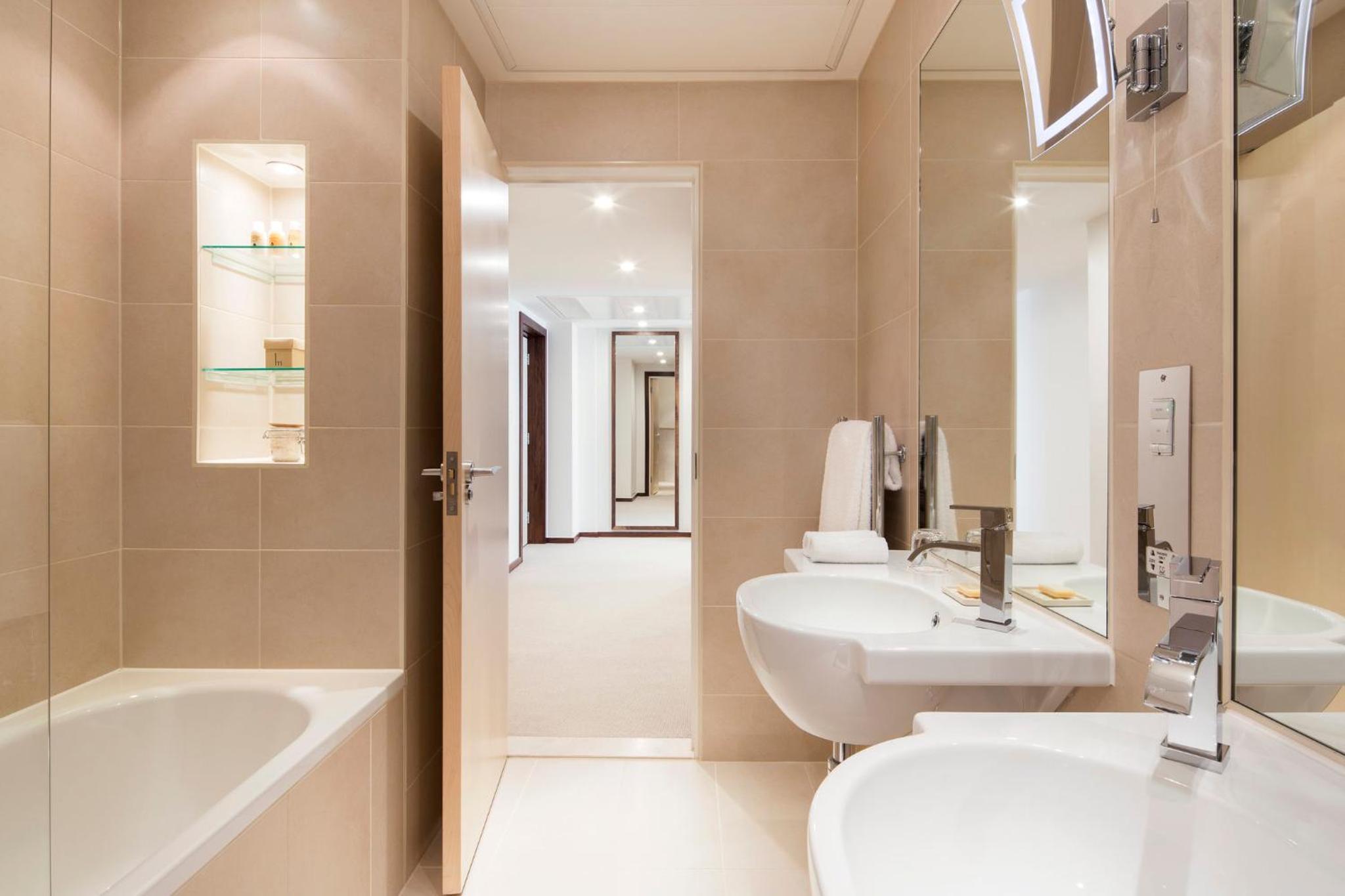 Junior City Suite