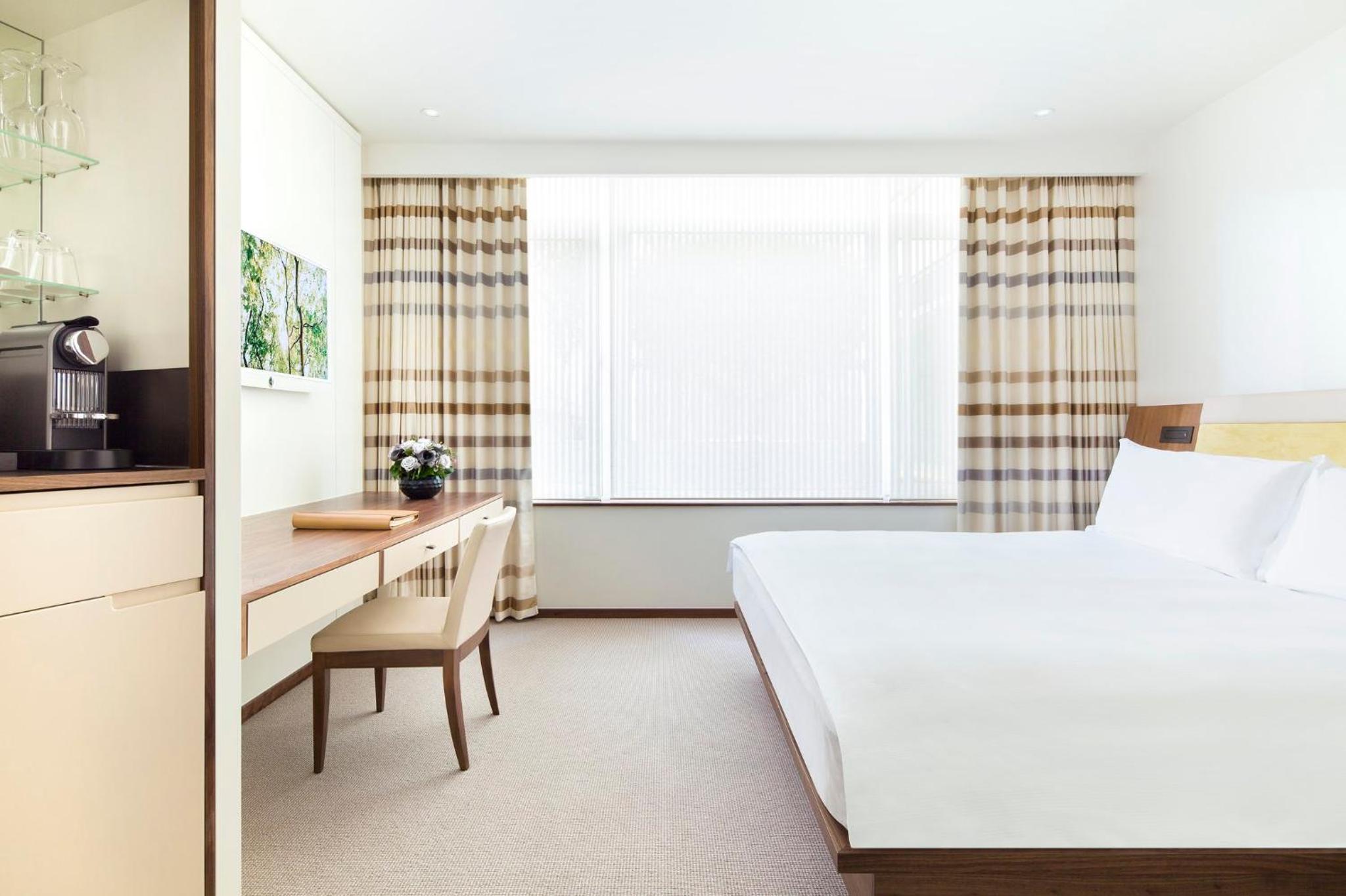 Double Deluxe Room