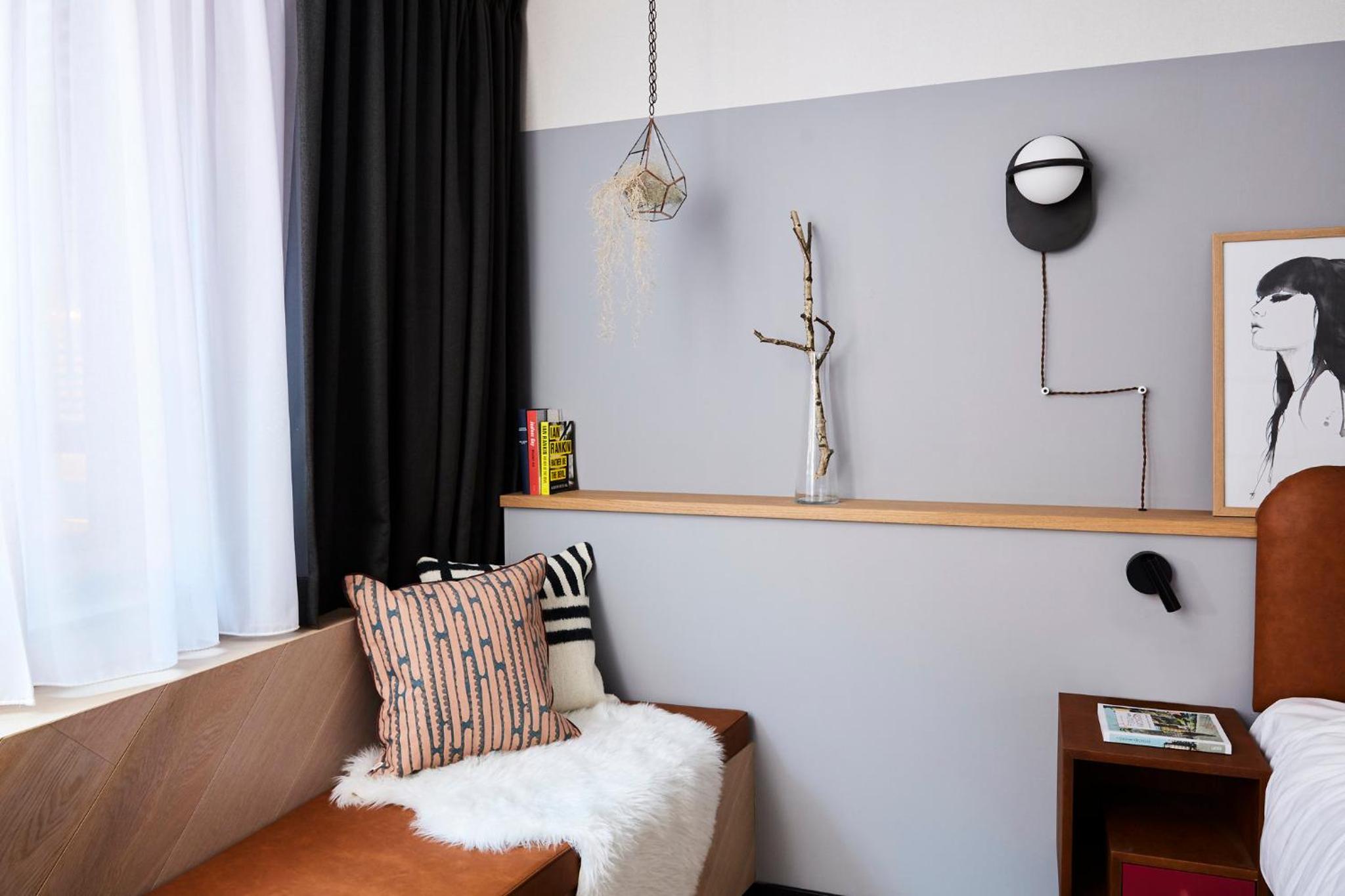 Standard Double Room - Photo 17