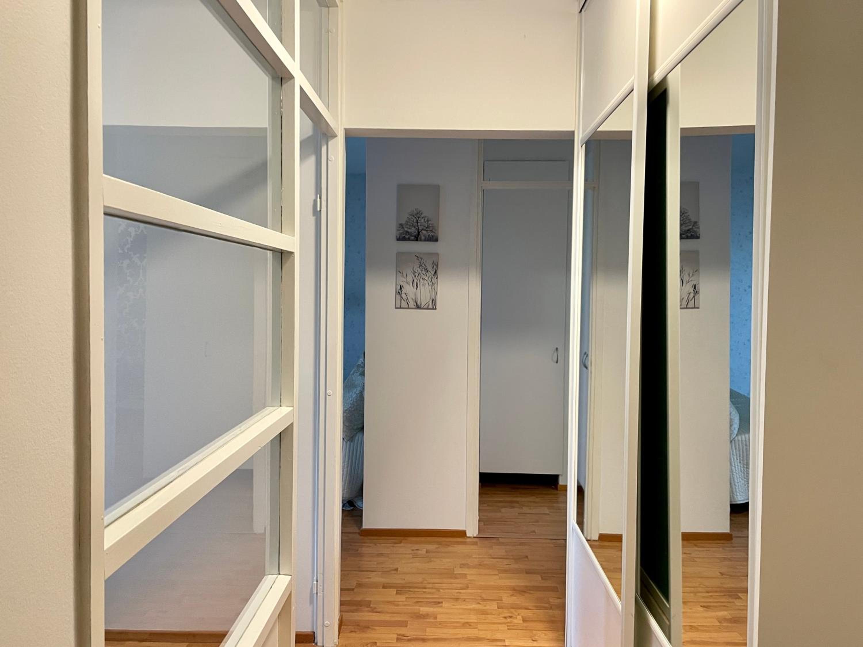 One-Bedroom Apartment - Photo 10