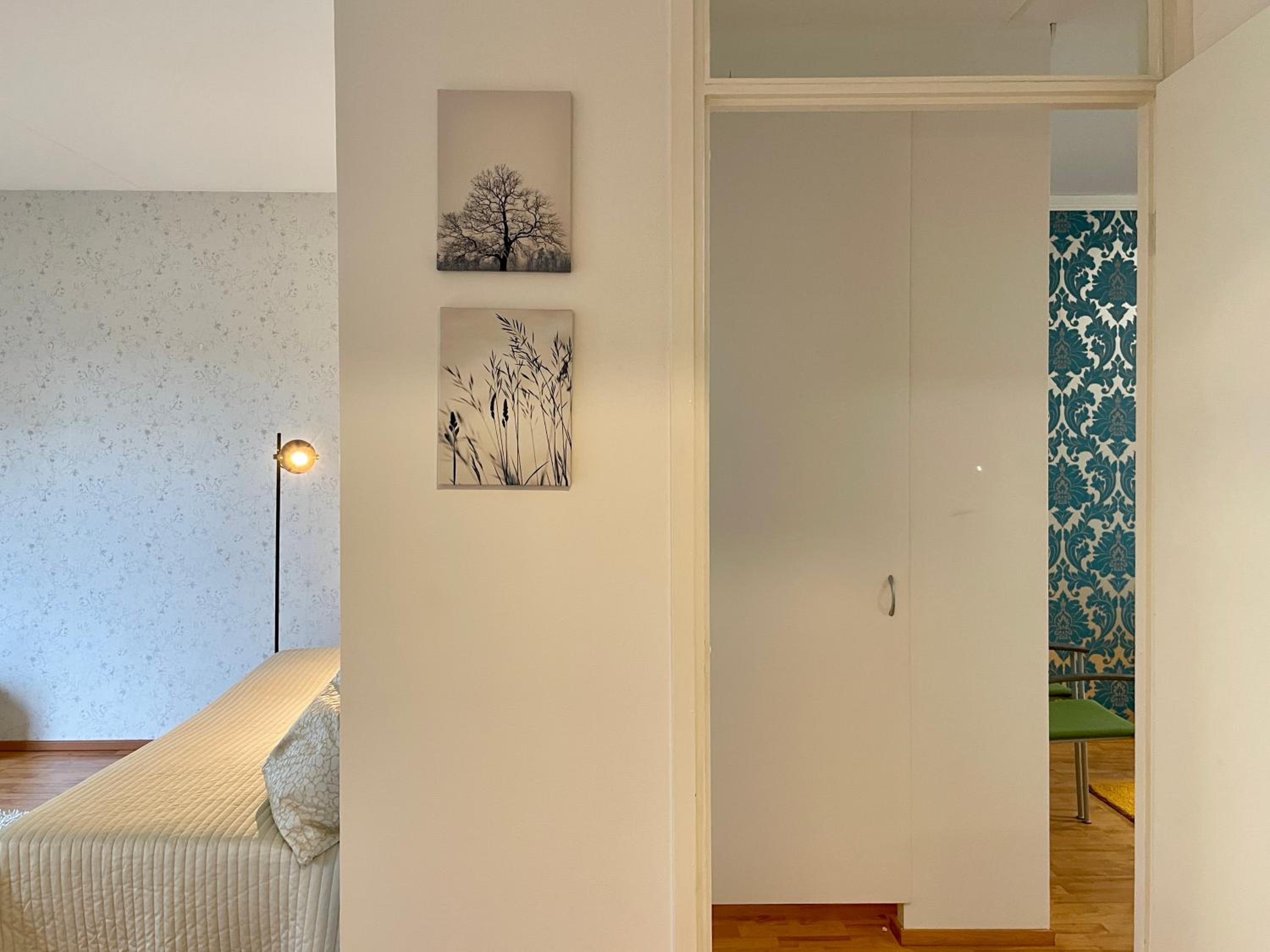 One-Bedroom Apartment - Photo 9