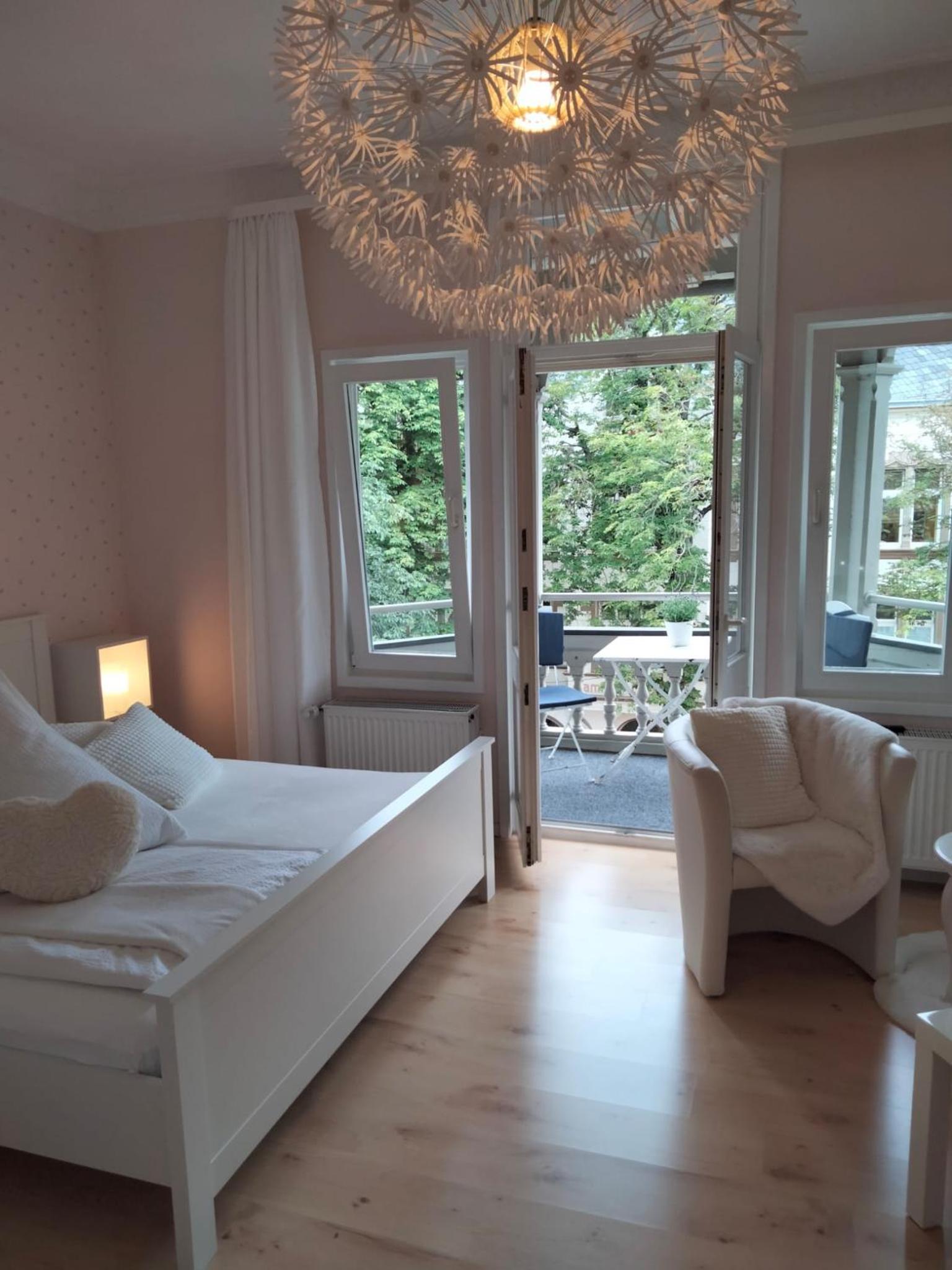Apartment with Balcony photo 1